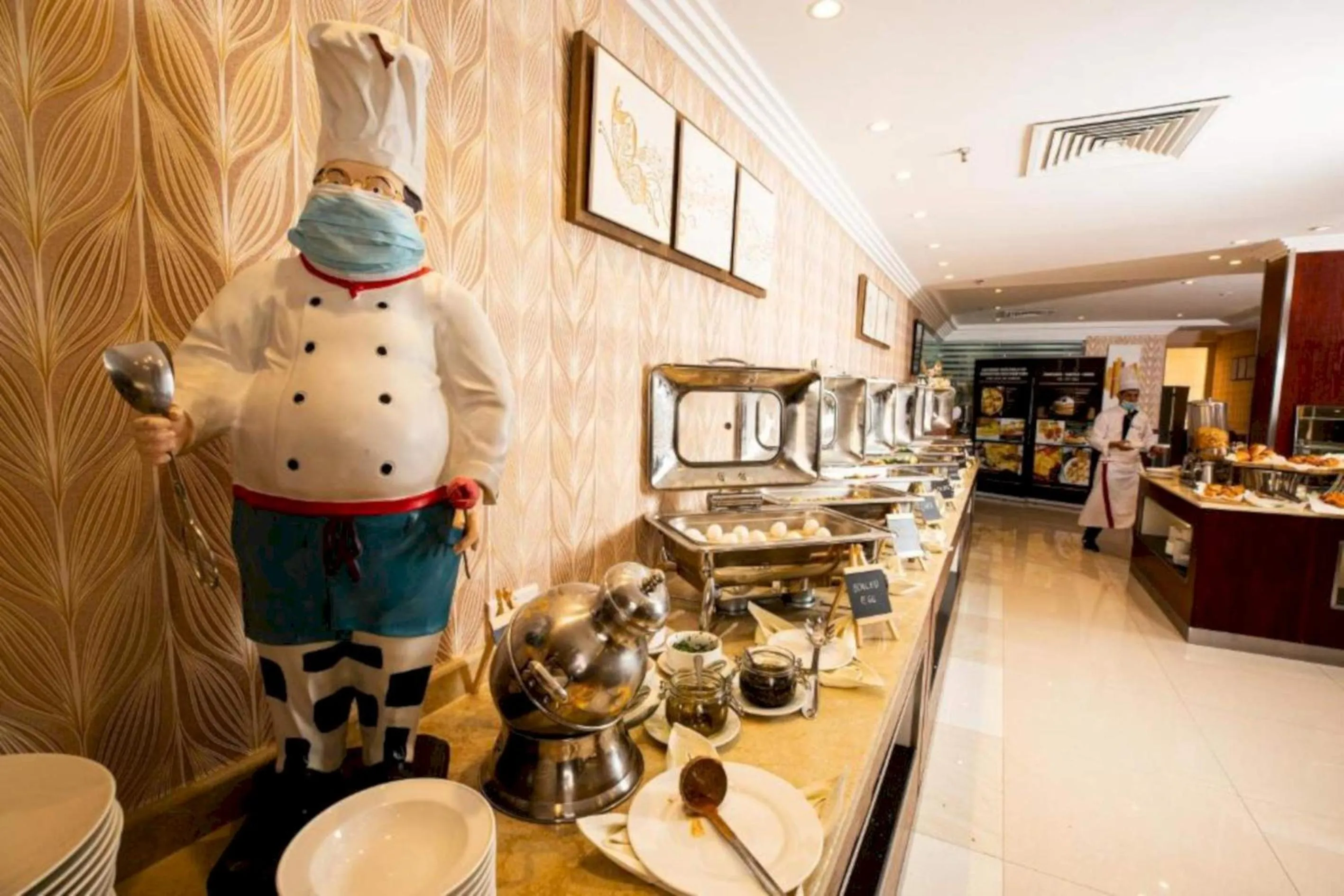 Restaurant/places to eat in Sunday Millennia Hotel