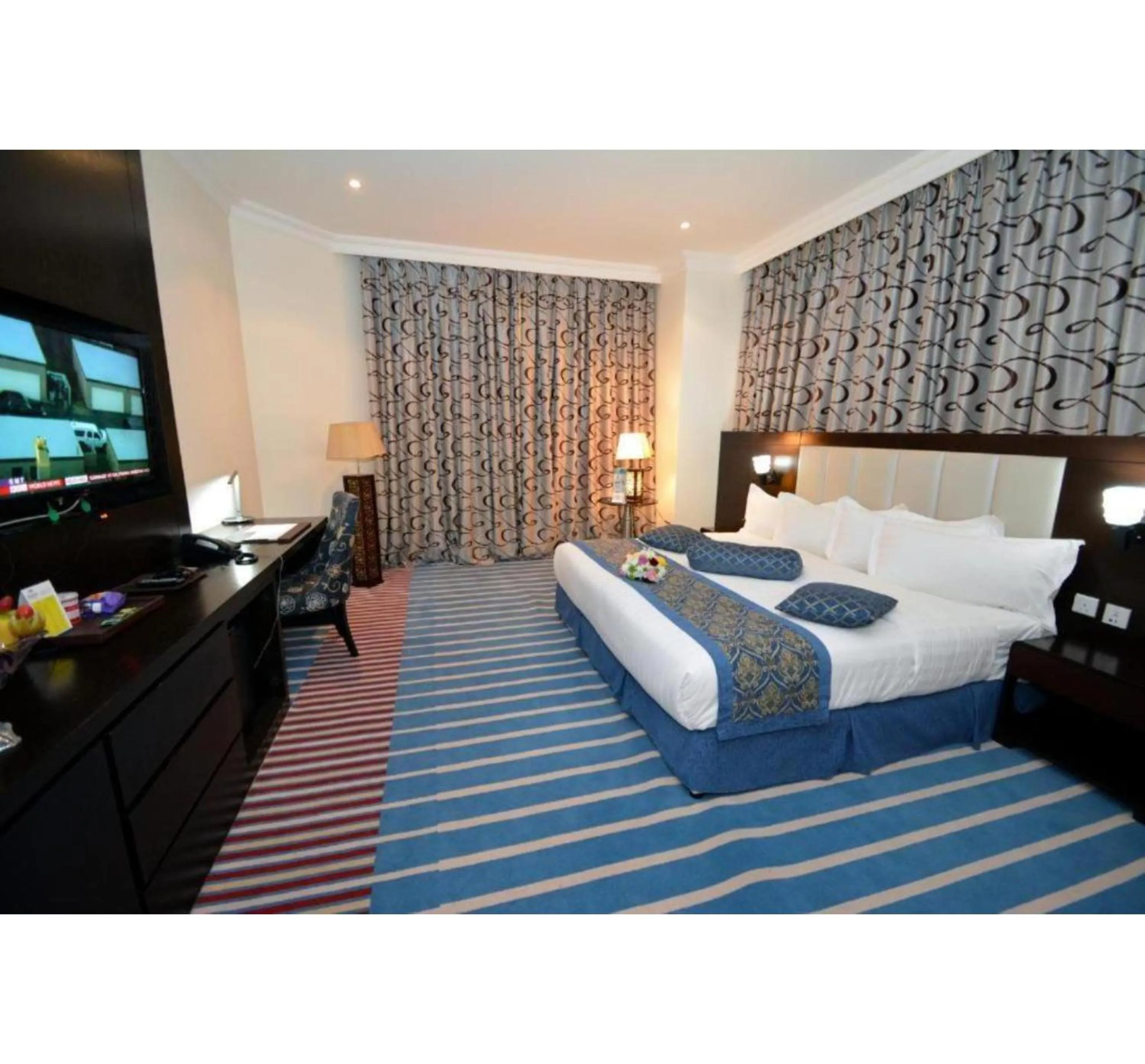 Bedroom, Bed in Sunday Millennia Hotel