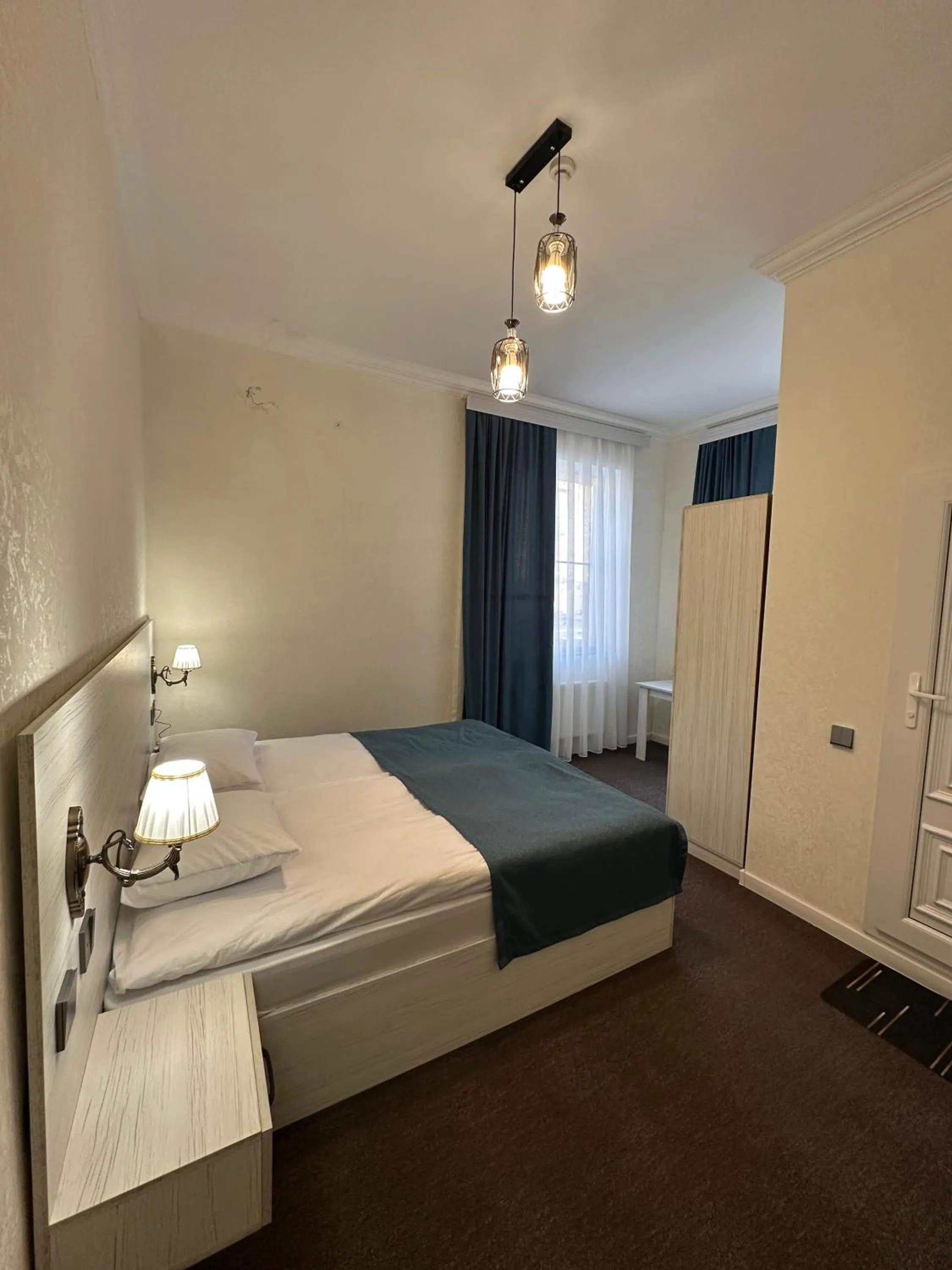 Bed in Nemi Museum Hotel Baku Nz