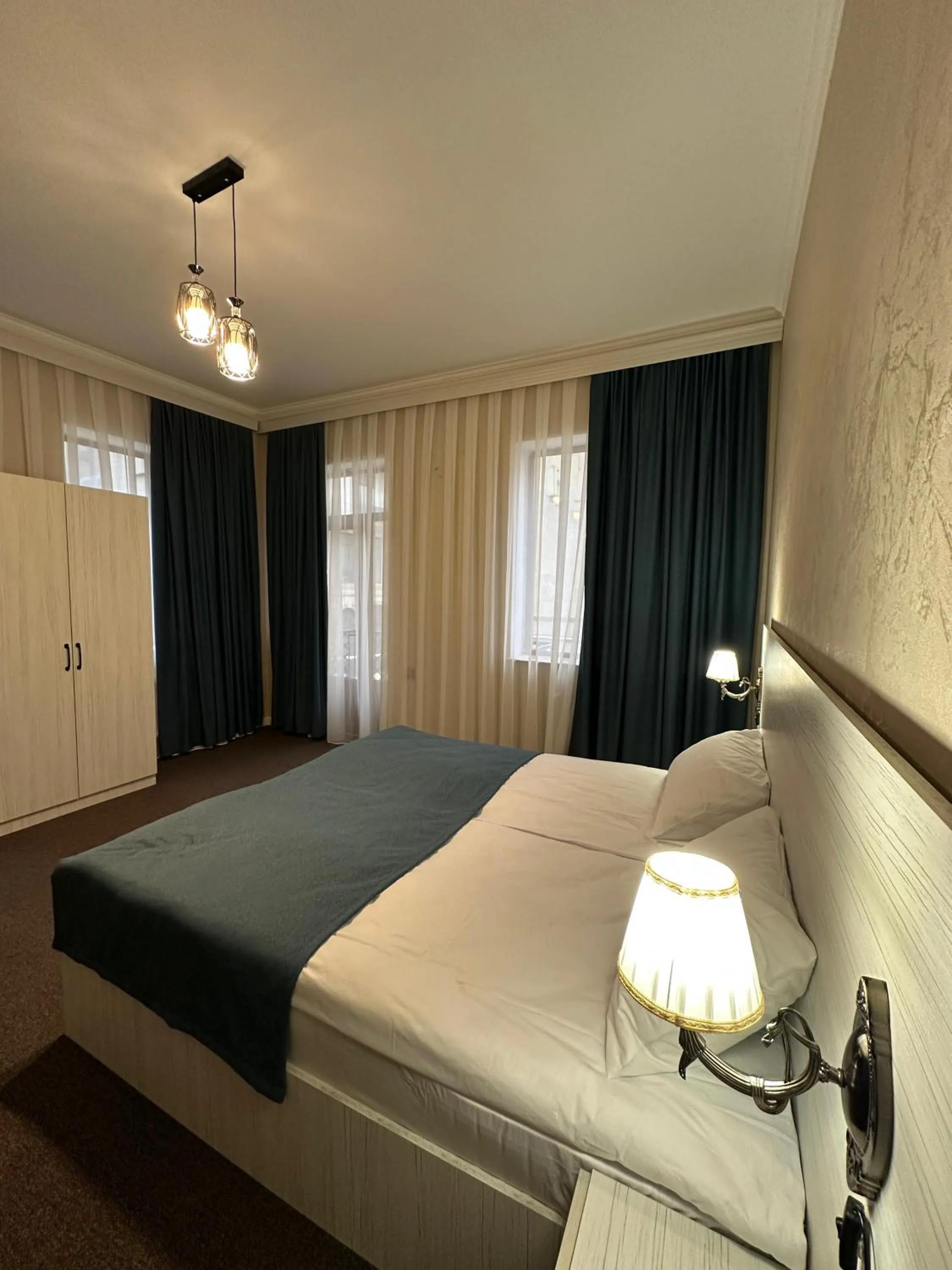 Bed in Nemi Museum Hotel Baku Nz