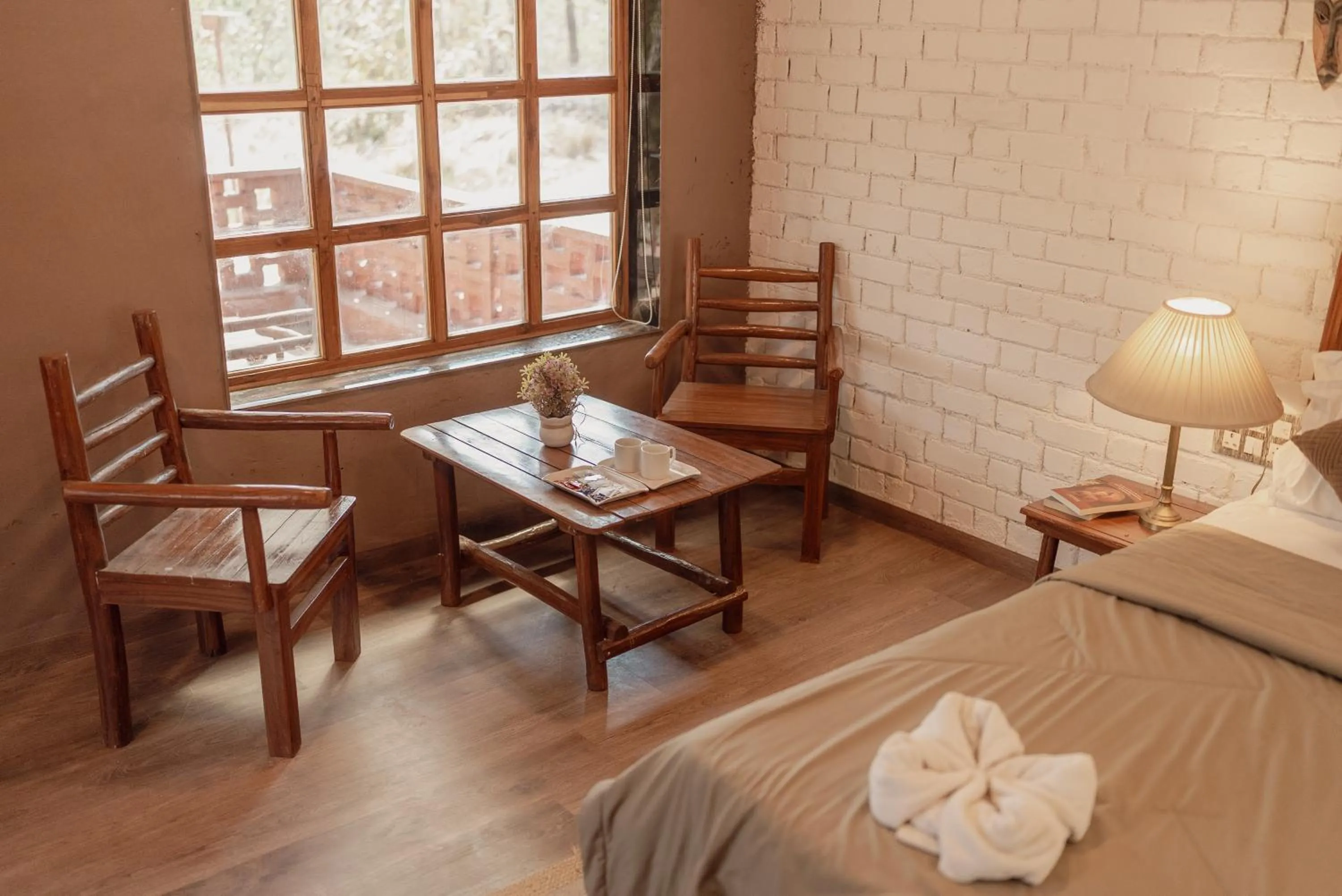 Bedroom, Bed in Wild Woods Tiger Resort