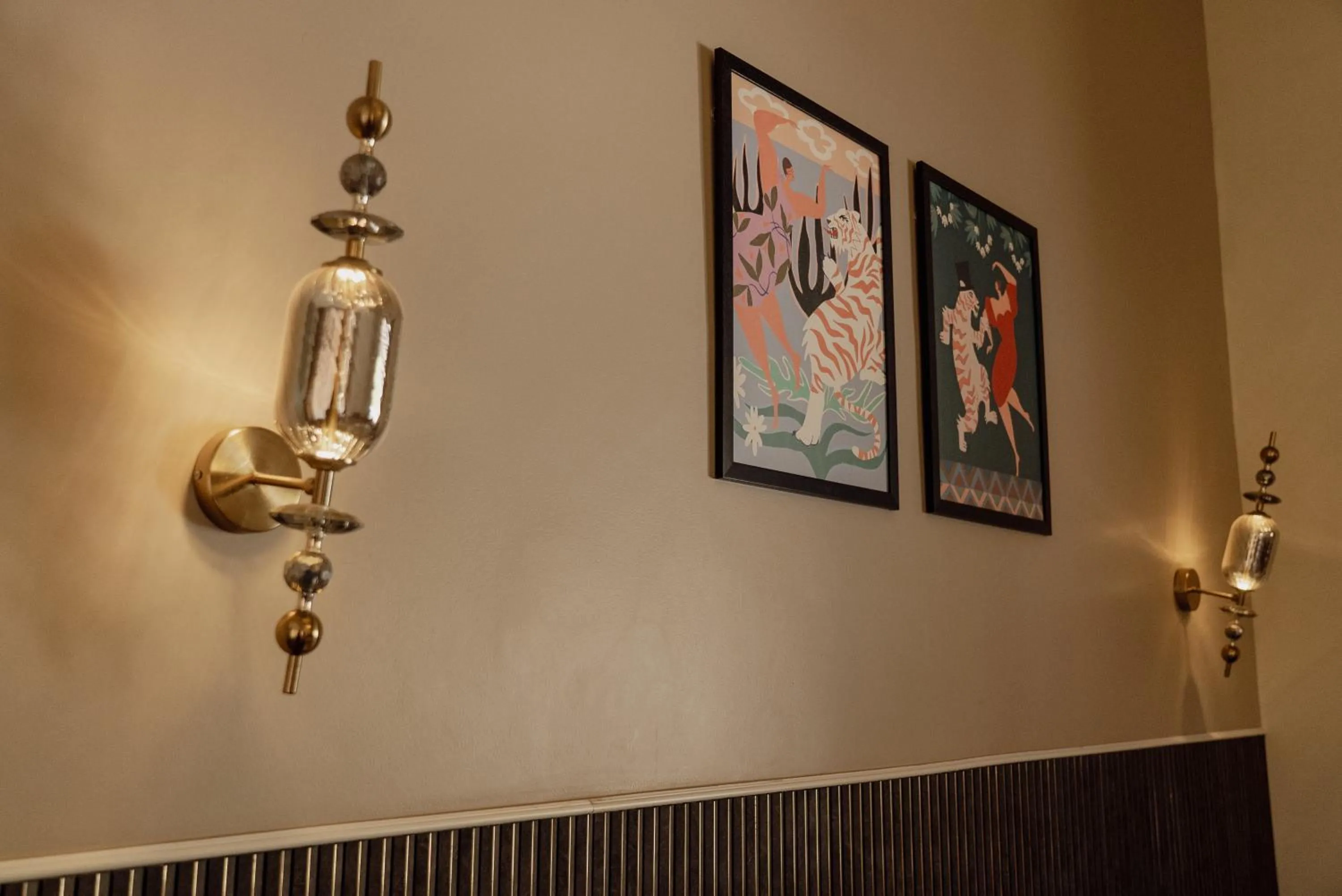 Decorative detail in Wild Woods Tiger Resort