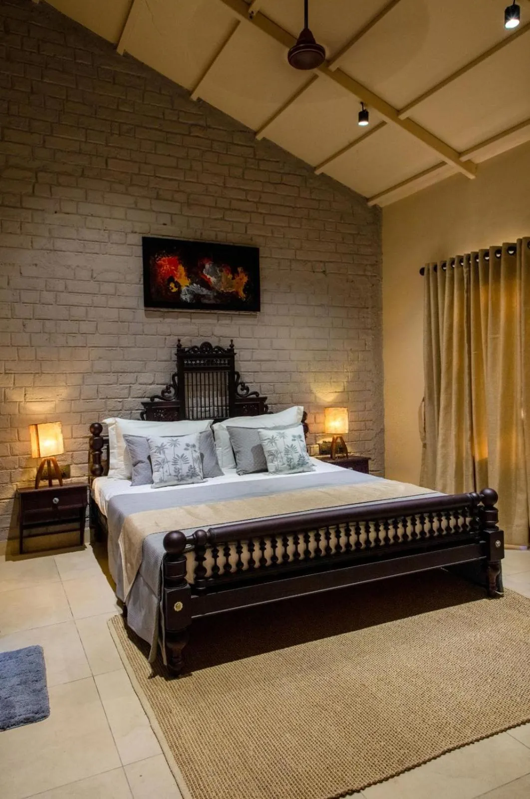 Bed in Wild Woods Tiger Resort