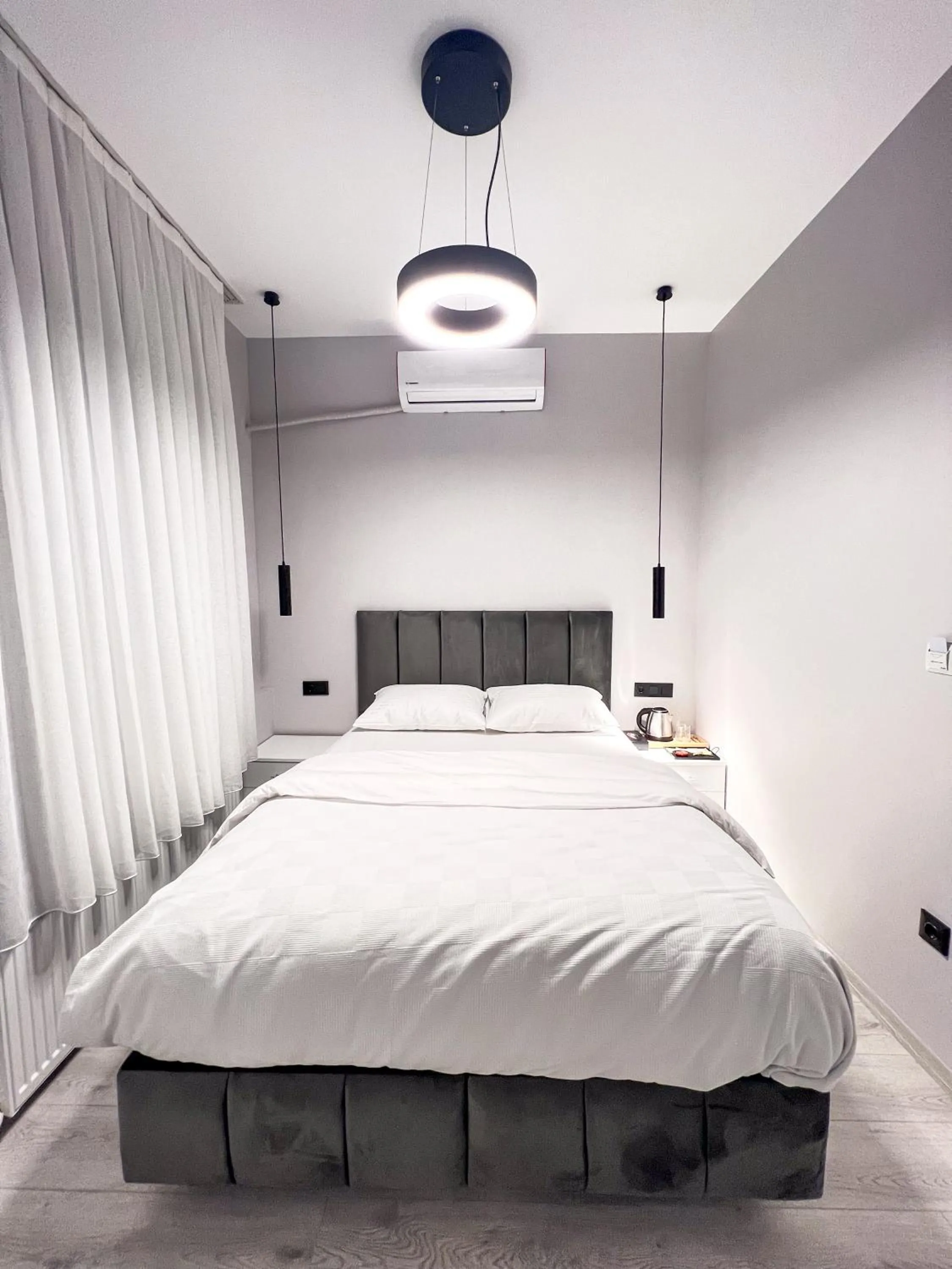 Bed in Galata Inn Hotel