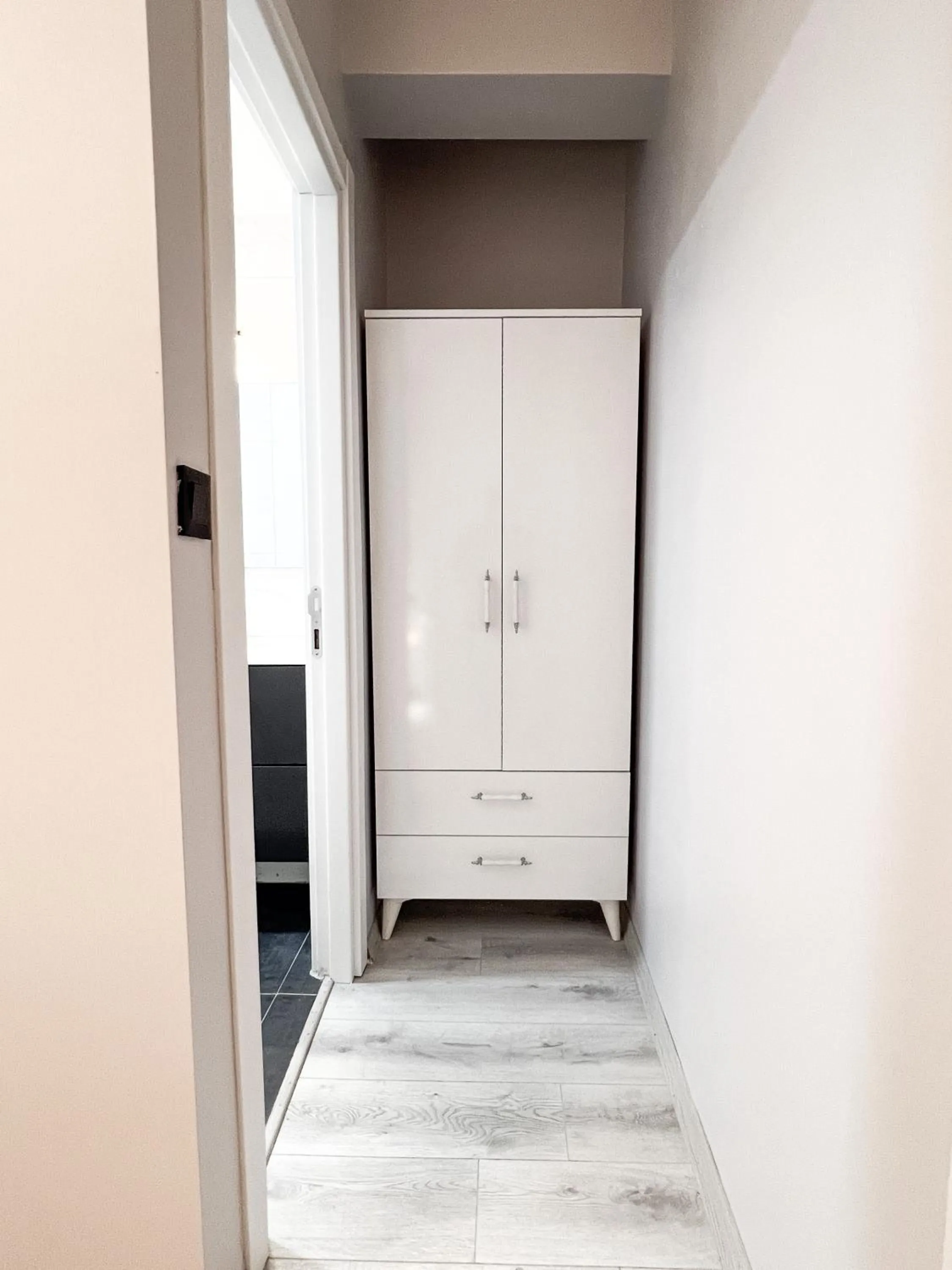 wardrobe in Galata Inn Hotel