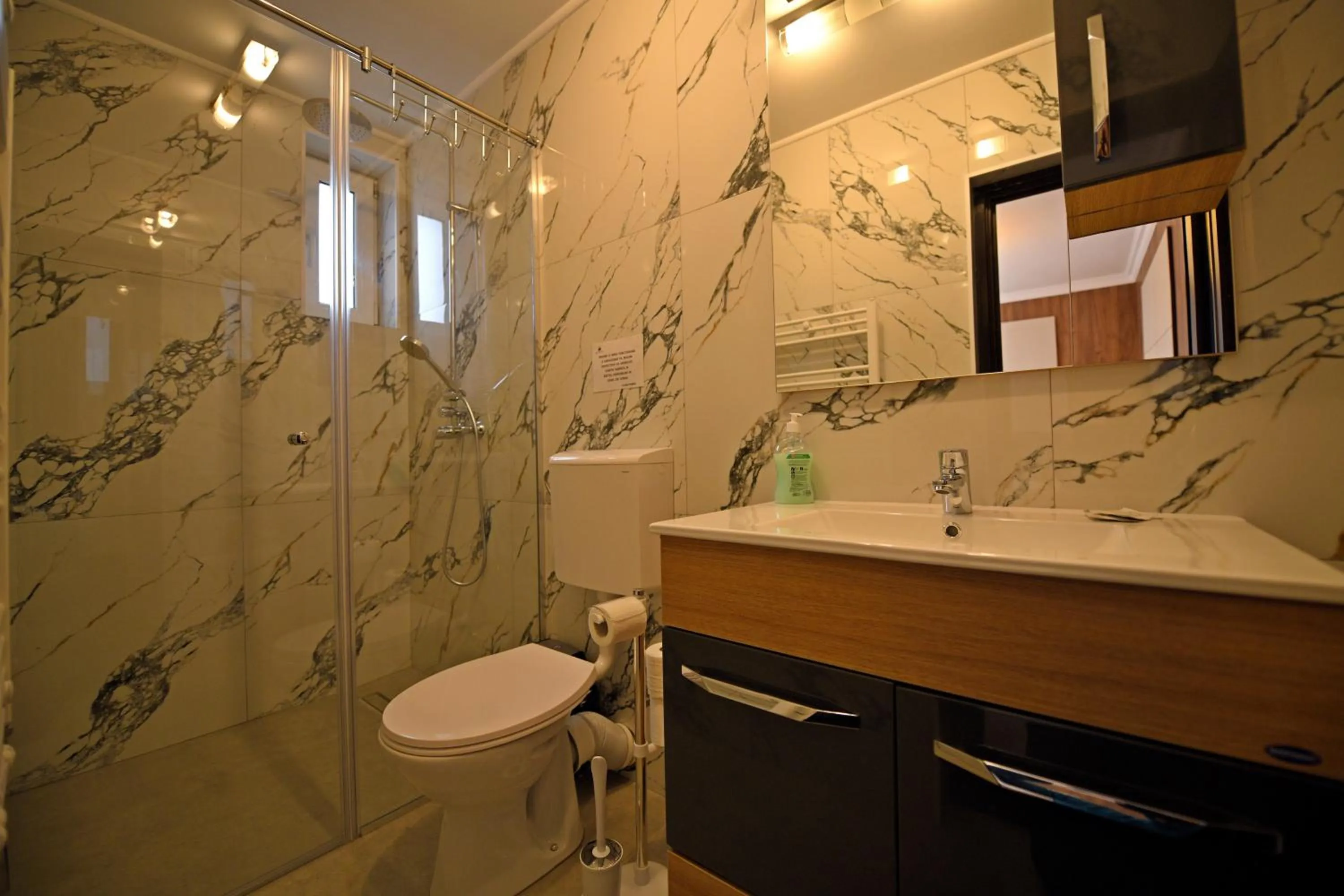 Bathroom in Pensiunea Sarmis Cristal