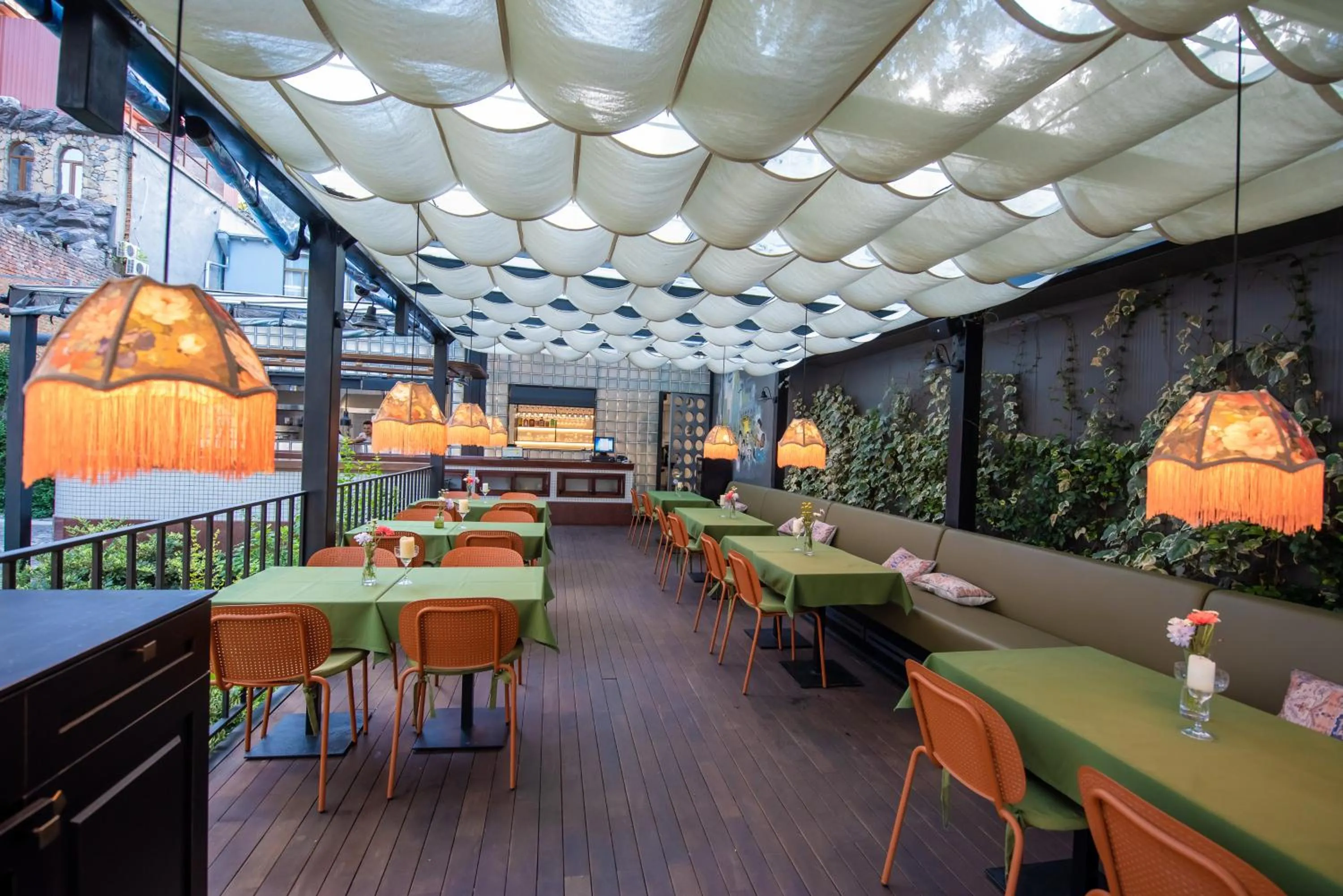 Restaurant/places to eat in Hotel Twenties Tbilisi - Stay & Dine