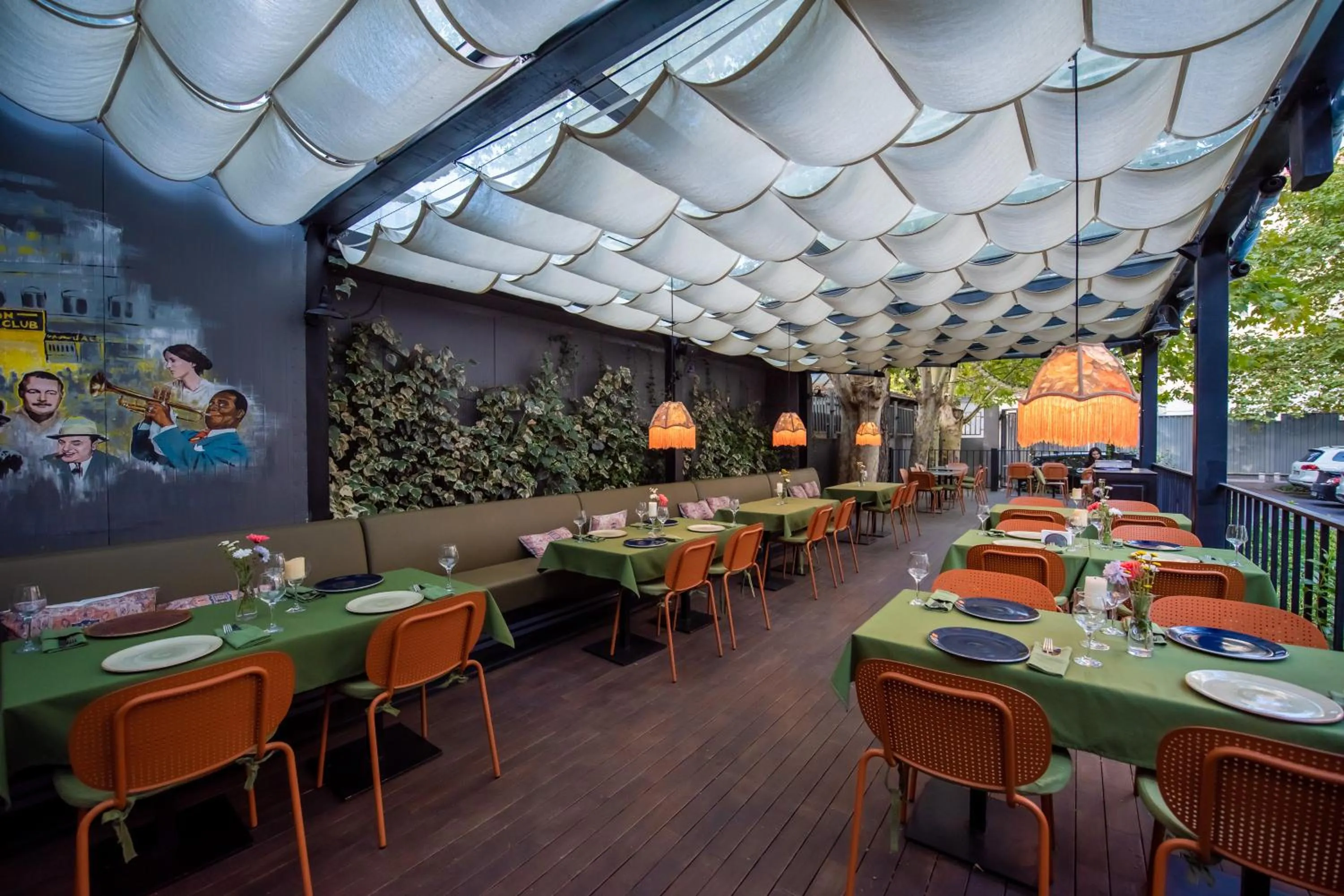 Restaurant/places to eat in Hotel Twenties Tbilisi - Stay & Dine