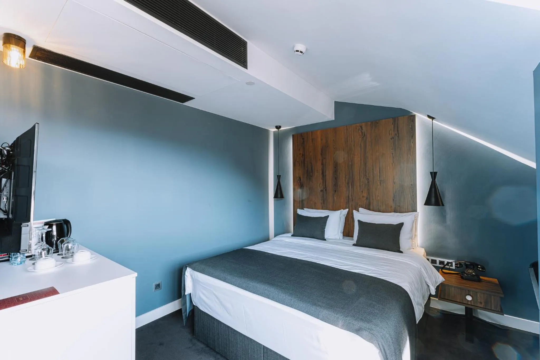 Bed in Hotel Twenties Tbilisi - Stay & Dine