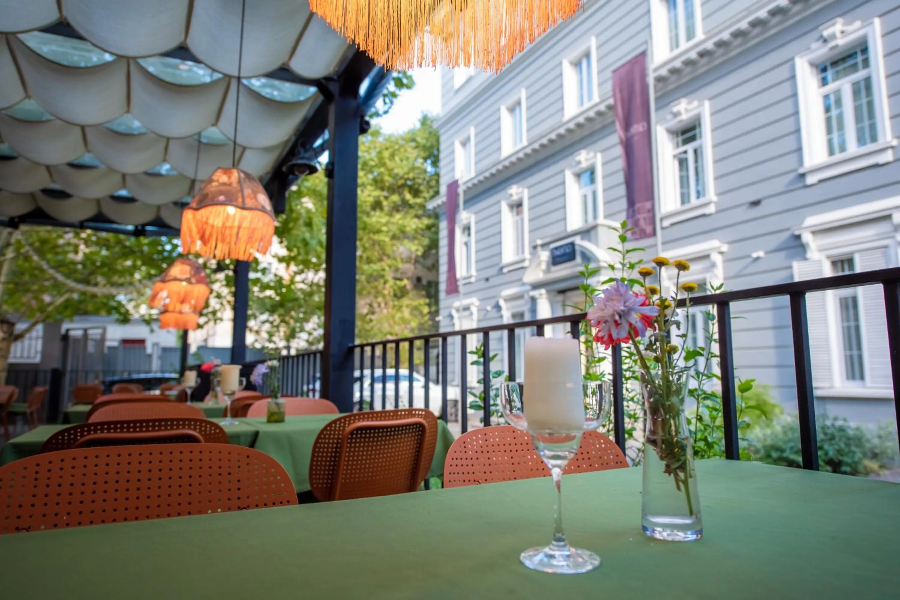 Restaurant/places to eat in Hotel Twenties Tbilisi - Stay & Dine