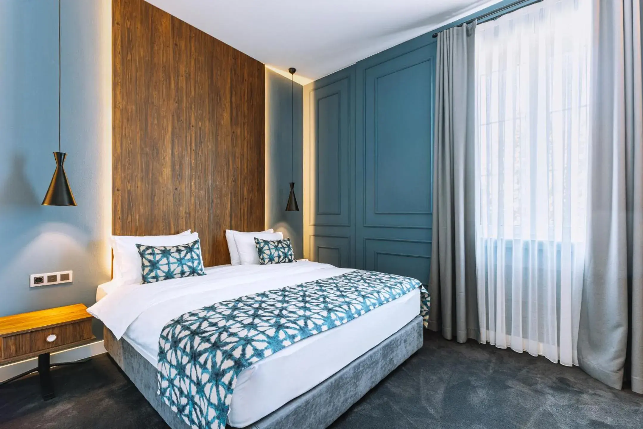 Standard Double Room in Hotel Twenties Tbilisi - Stay & Dine Standard Double Room in Hotel Twenties Tbilisi - Stay & Dine