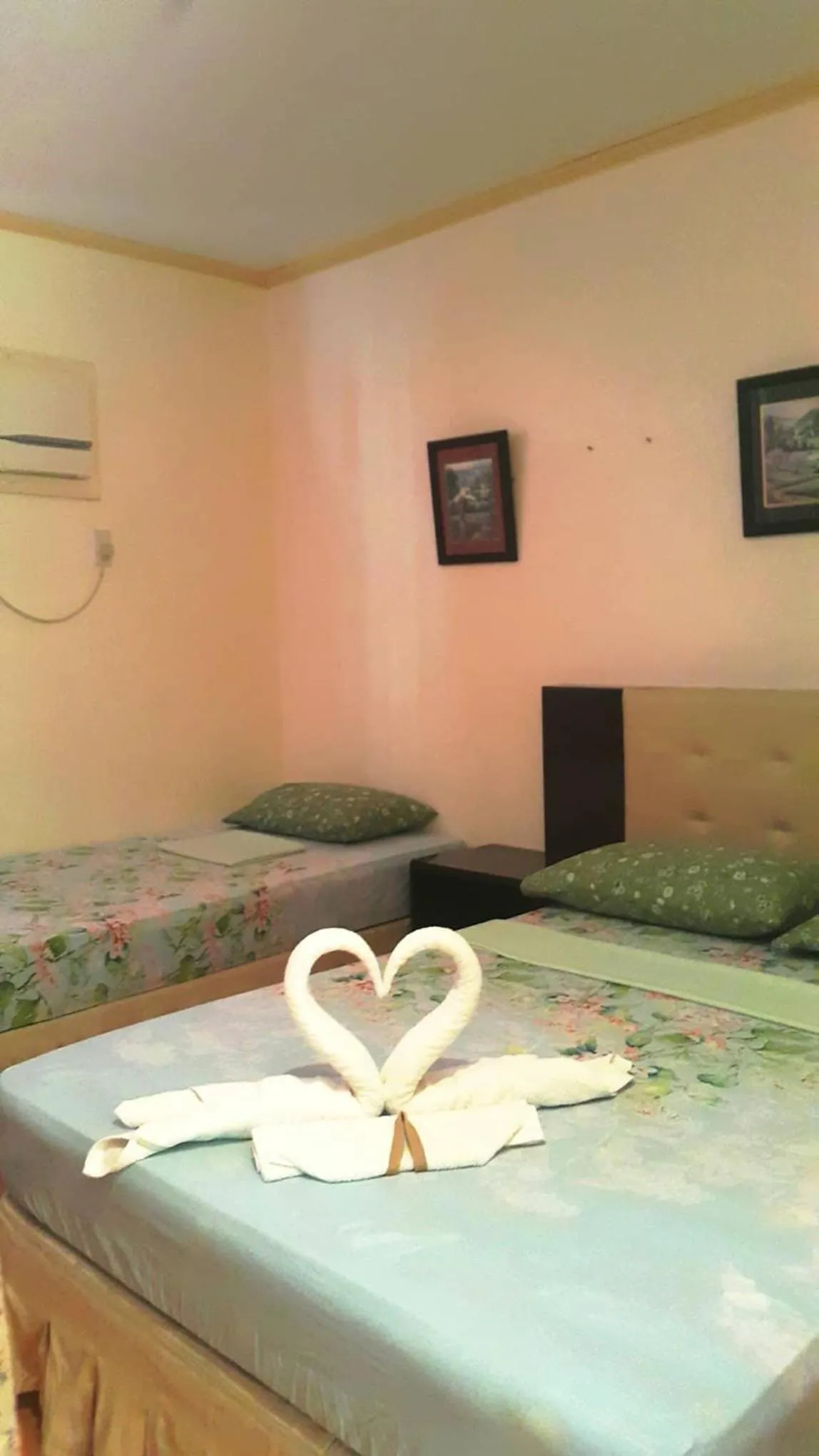 Bed in Oslob Malonzo Pension House