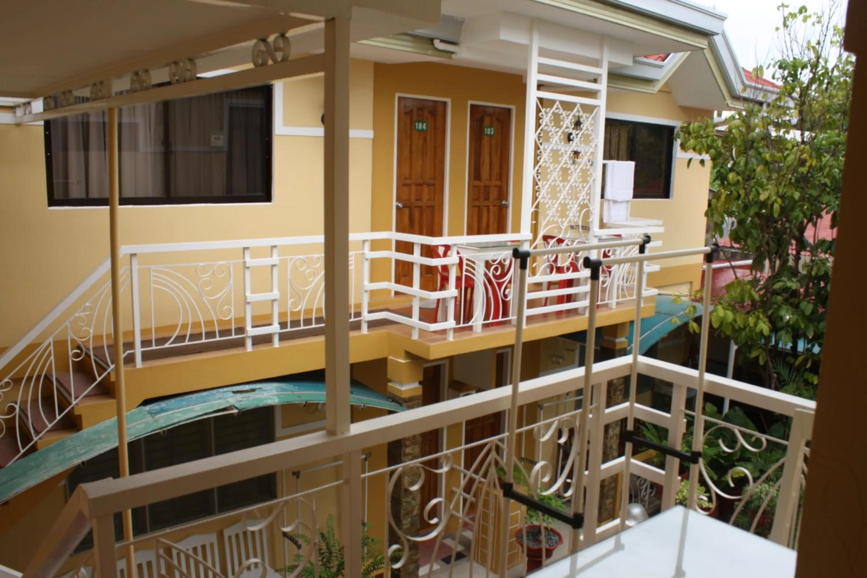 Property building in Oslob Malonzo Pension House