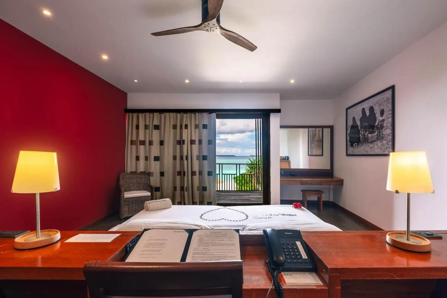 Bedroom, Bed in The Barefoot Eco Hotel