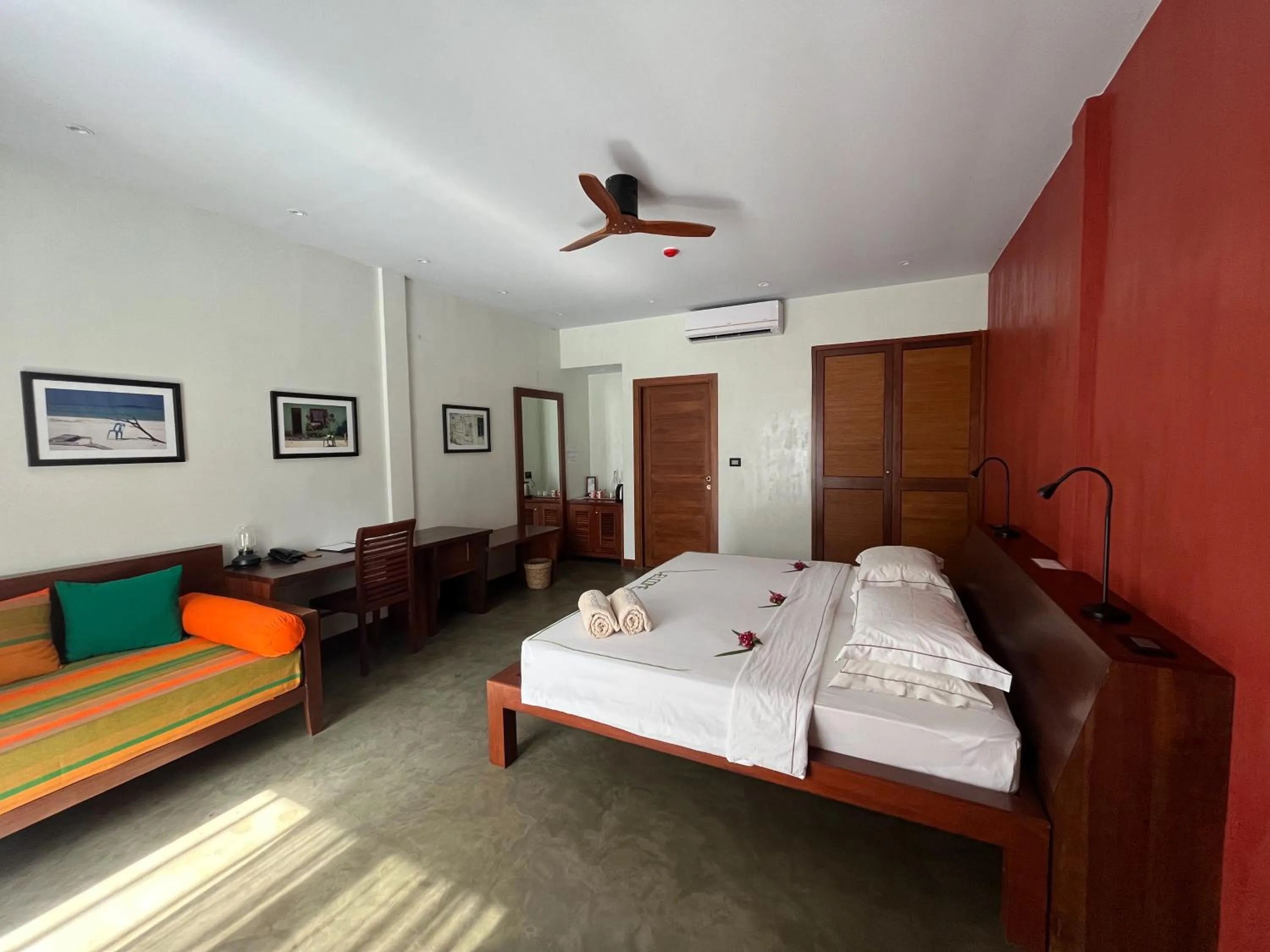 Bedroom, Bed in The Barefoot Eco Hotel