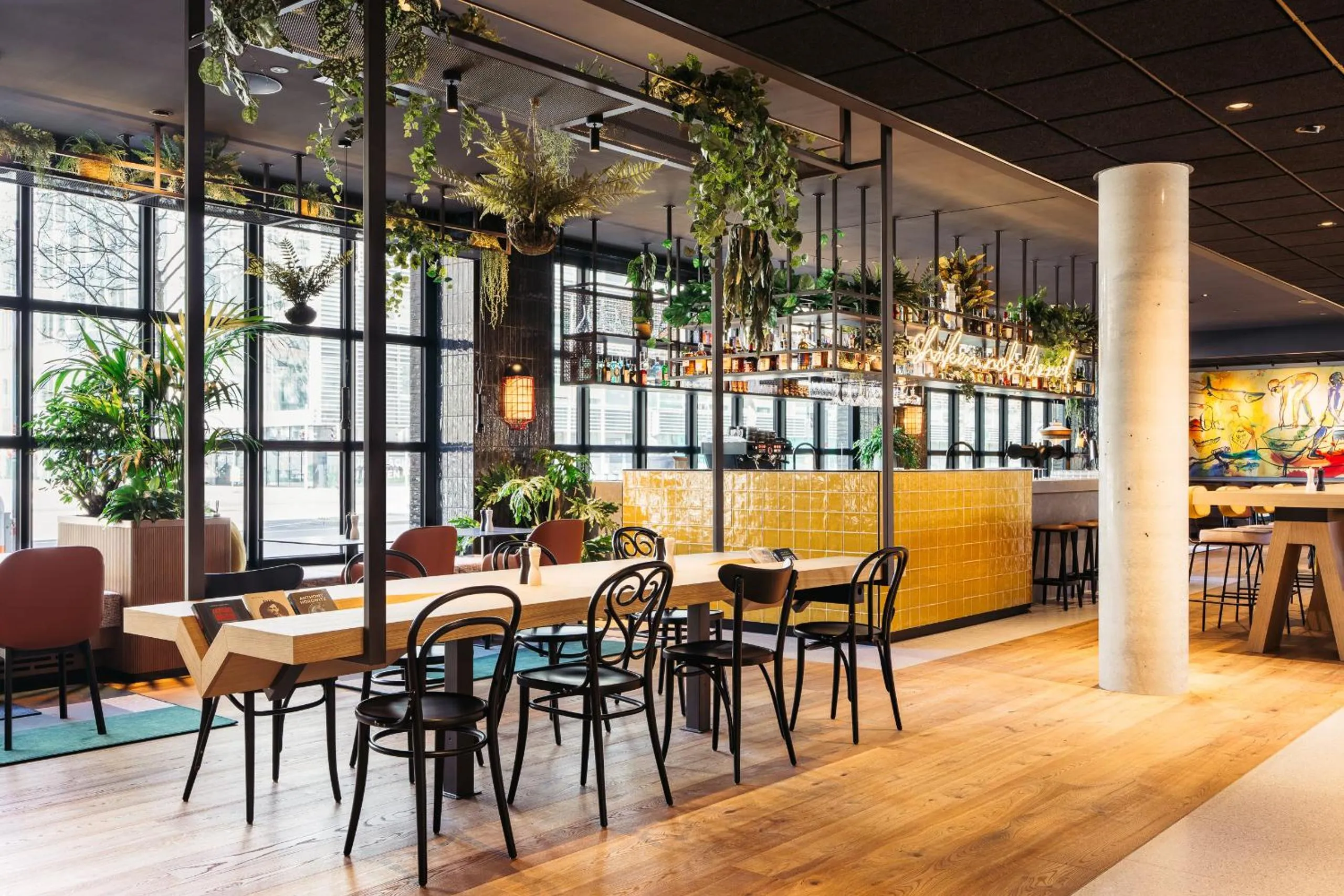 Lounge or bar in Hotel Schani UNO City