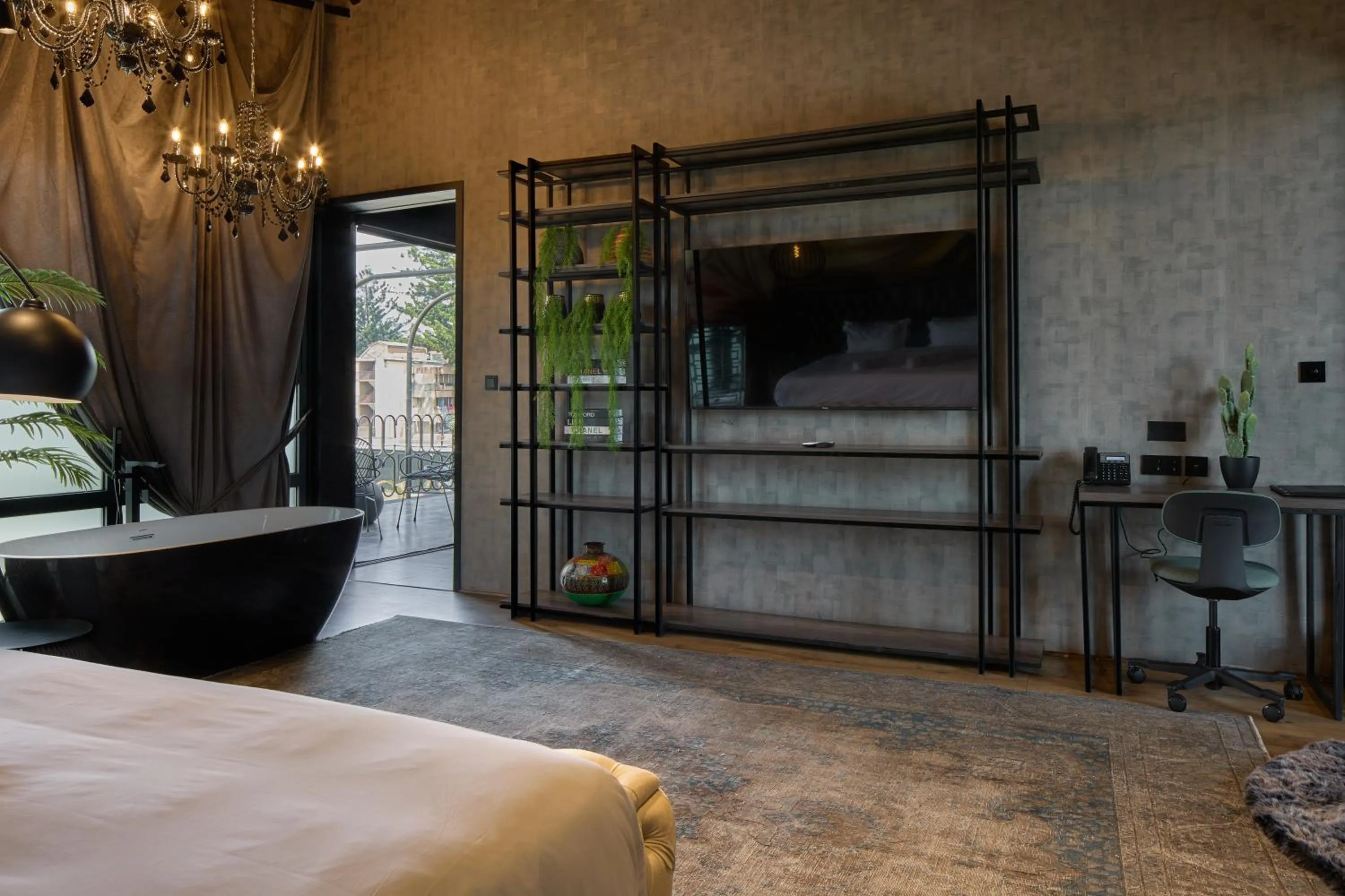 TV and multimedia, Bed in Cargo88 Hotel