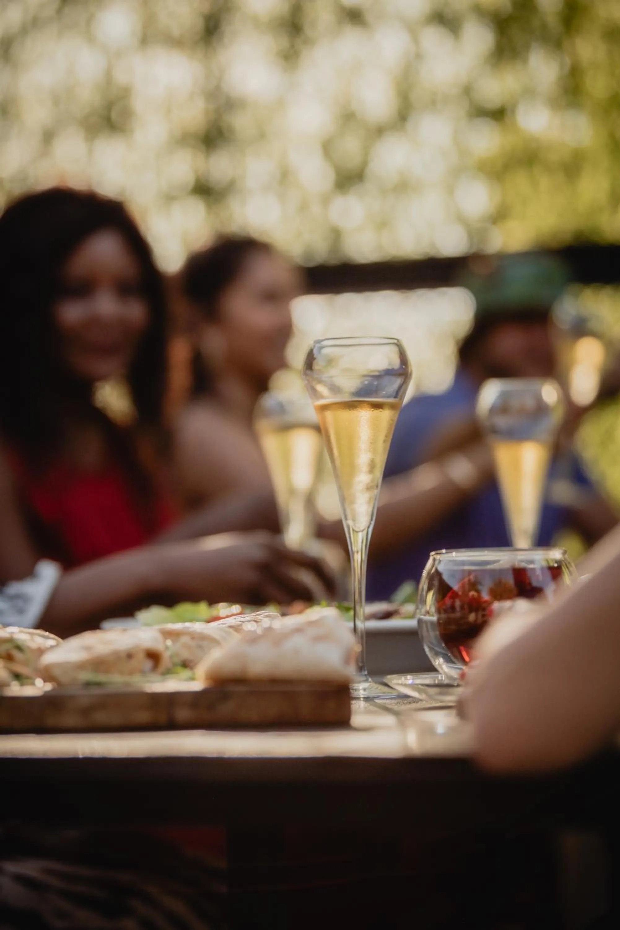 Restaurant/places to eat in Cargo88 Hotel