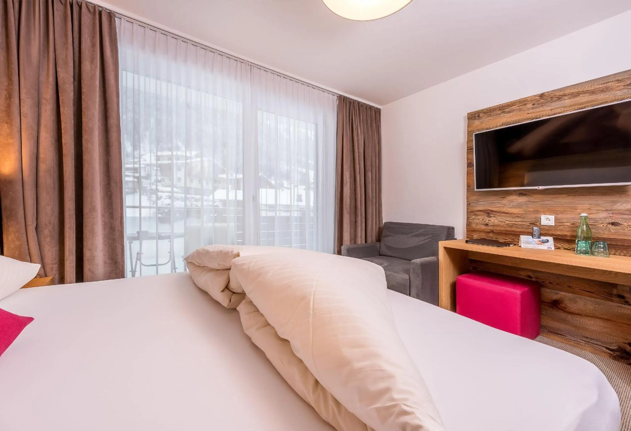 Bedroom, Bed in Mountain Resort M&M