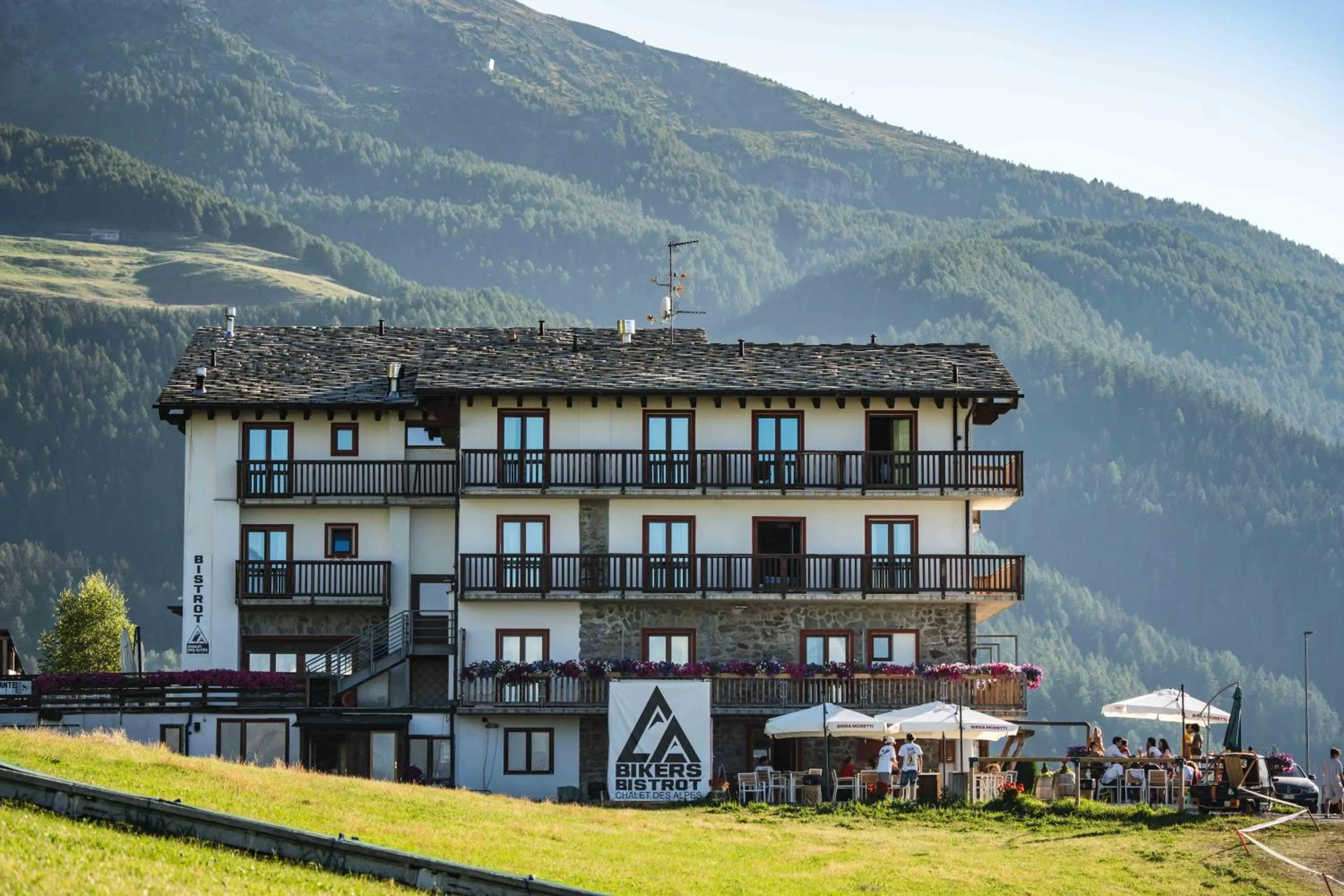 Property building in CHALET DES ALPES