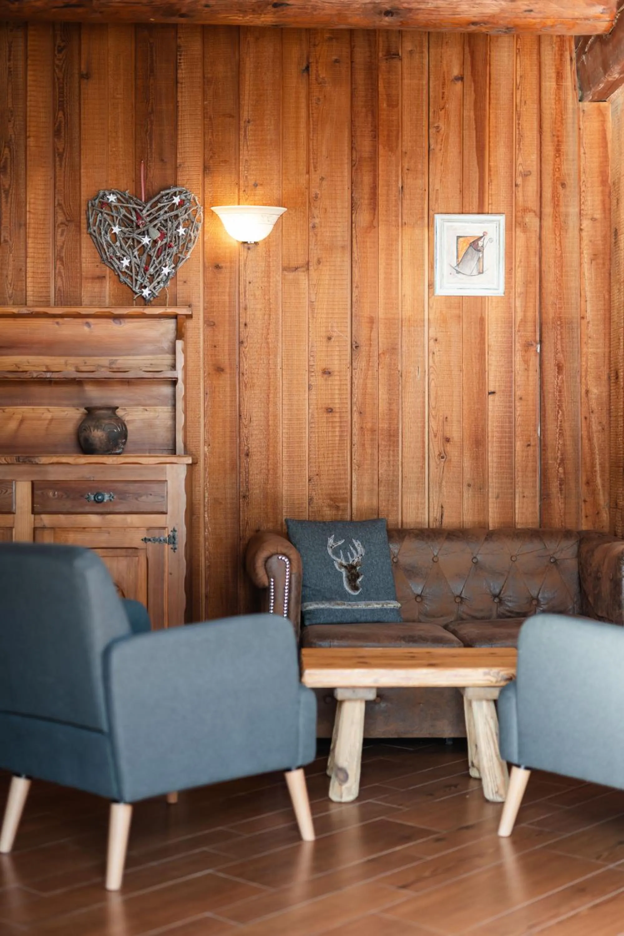 Living room in CHALET DES ALPES