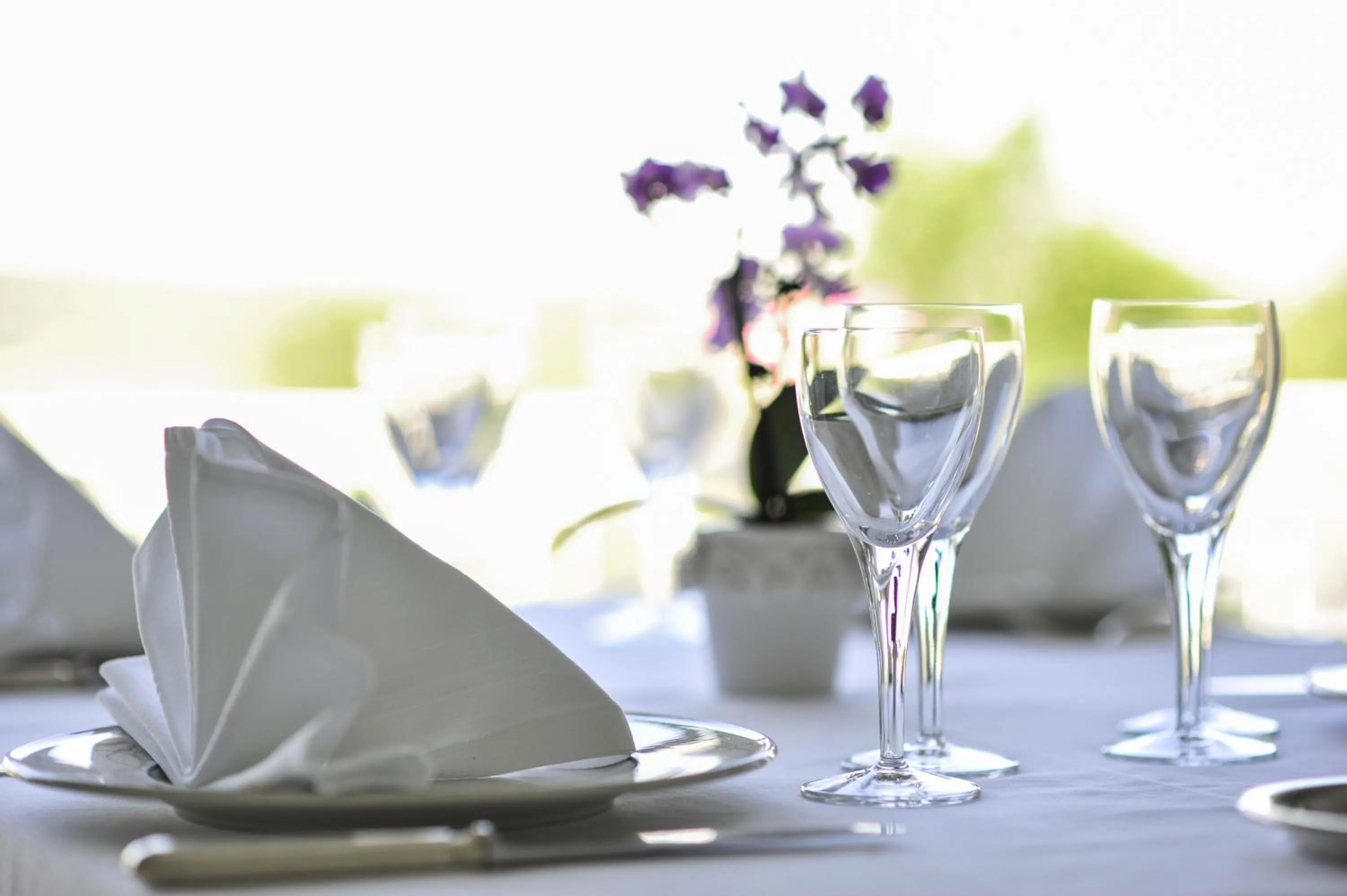 Restaurant/places to eat in Villa Ric