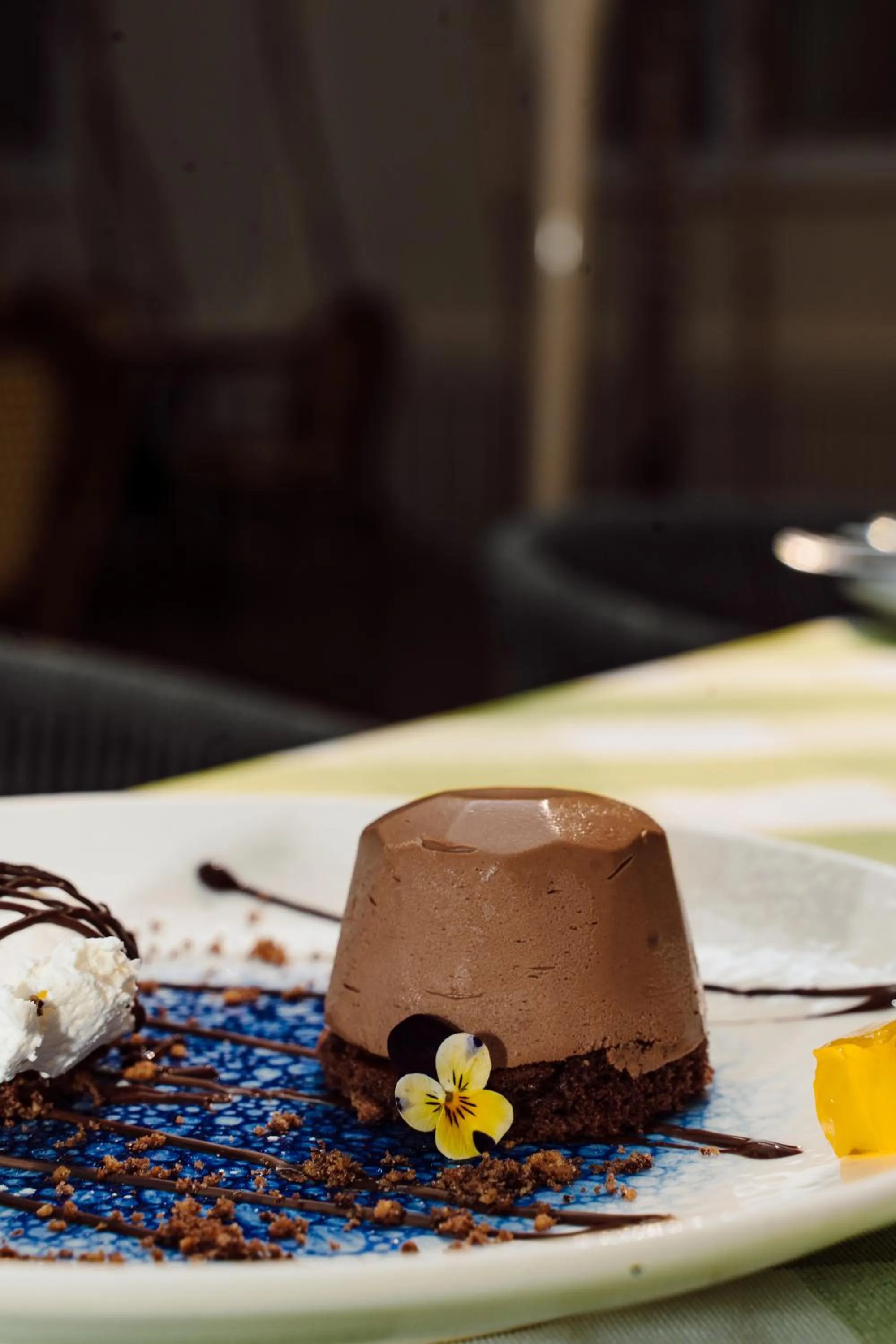 Food and drinks in The Monarch Hotel