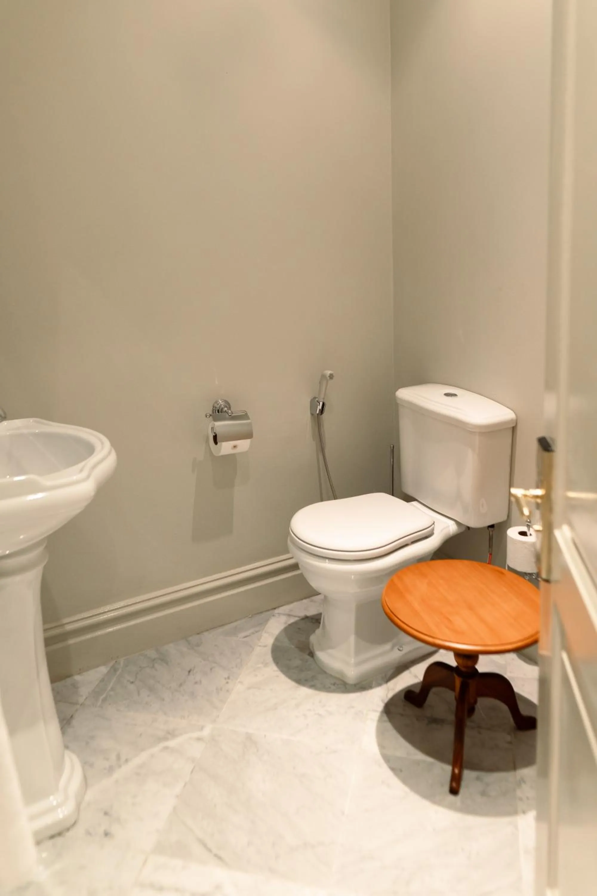 Toilet in The Monarch Hotel