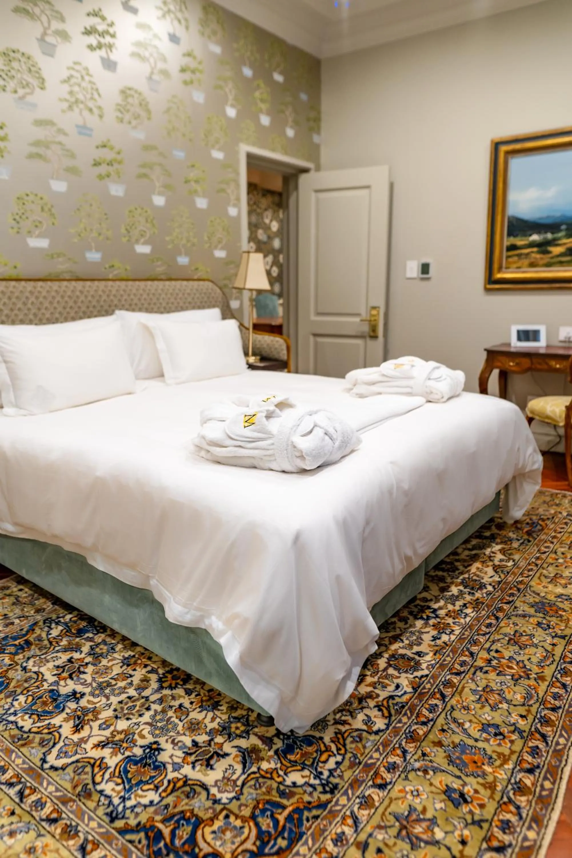 Bed in The Monarch Hotel