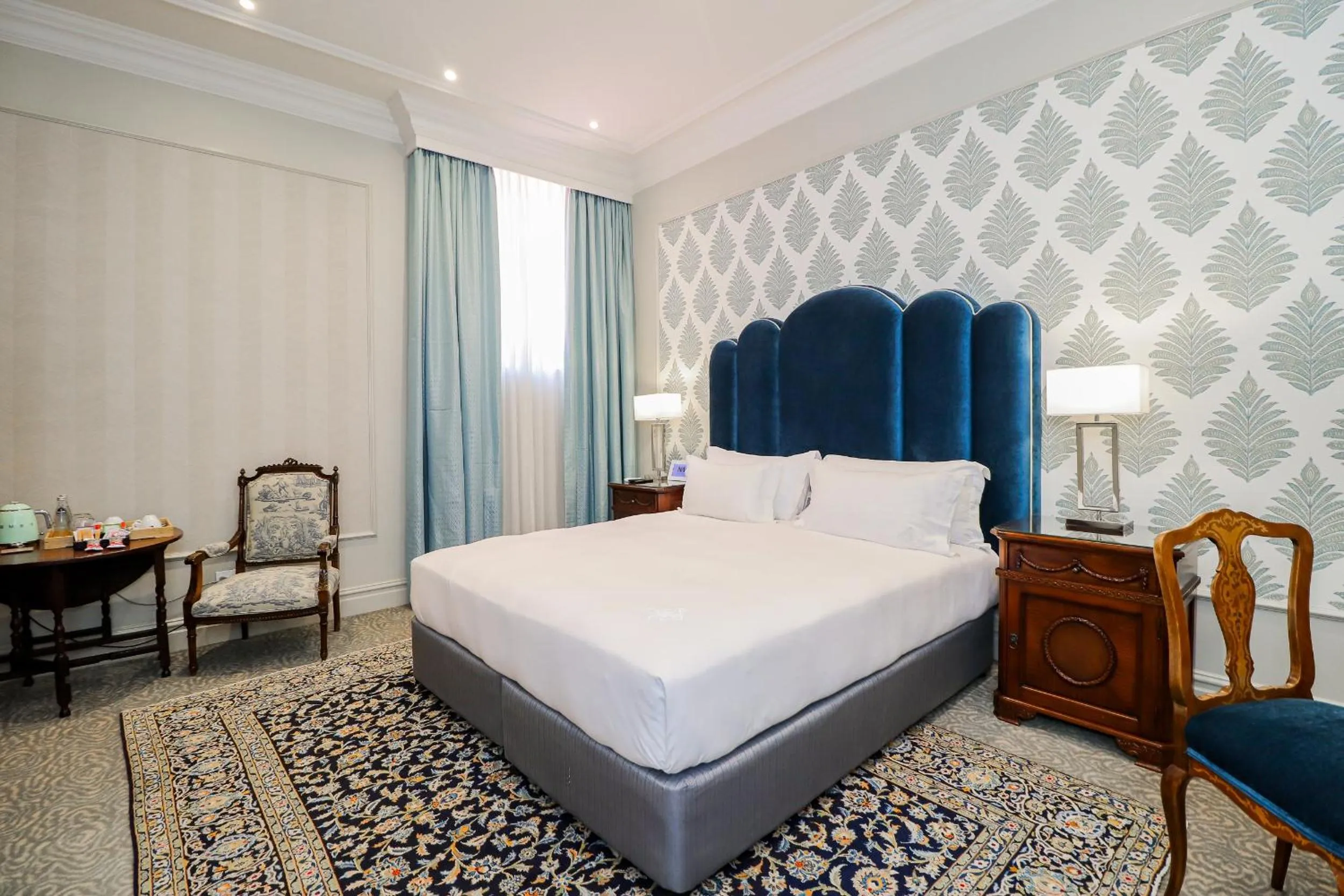 Bed in The Monarch Hotel