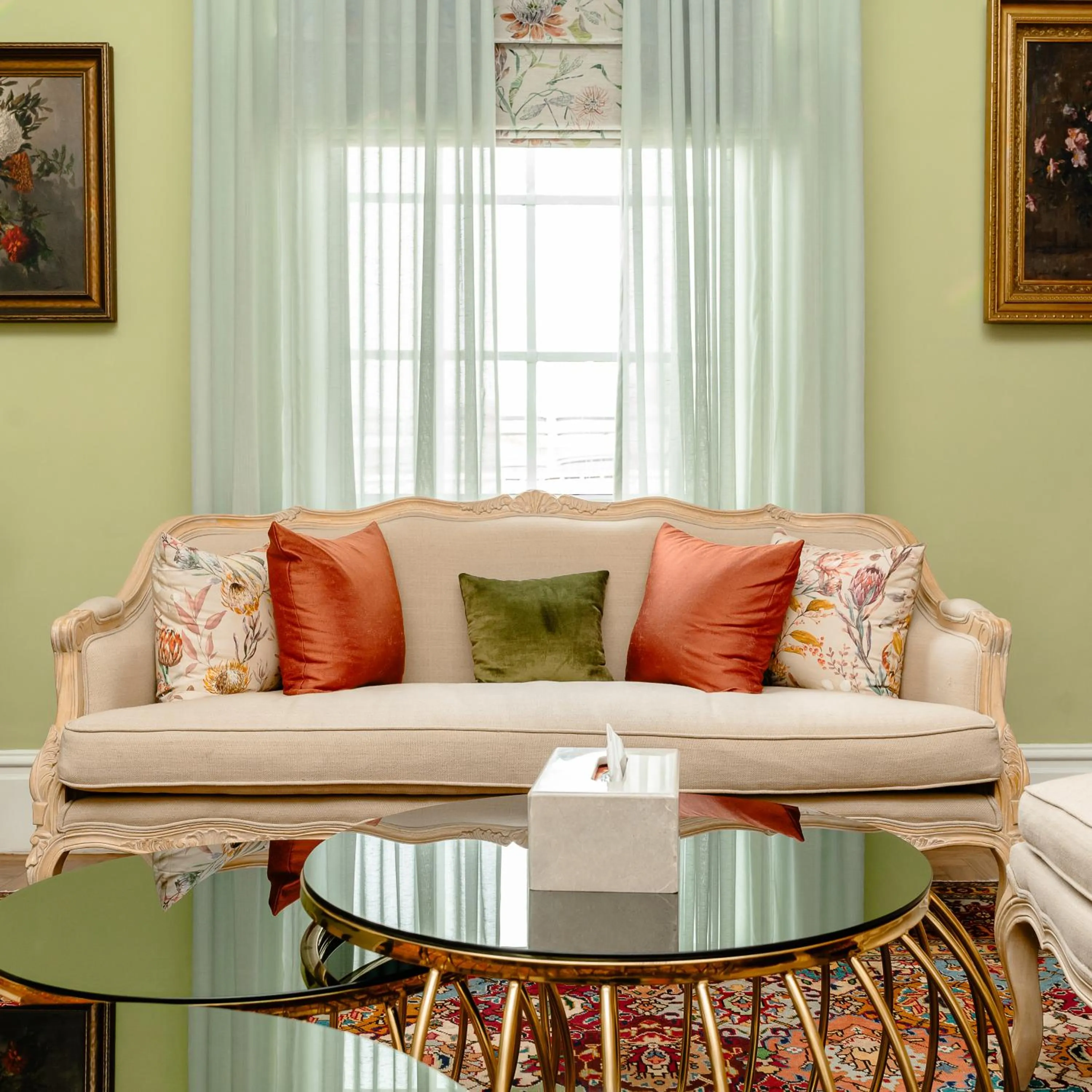 Living room in The Monarch Hotel