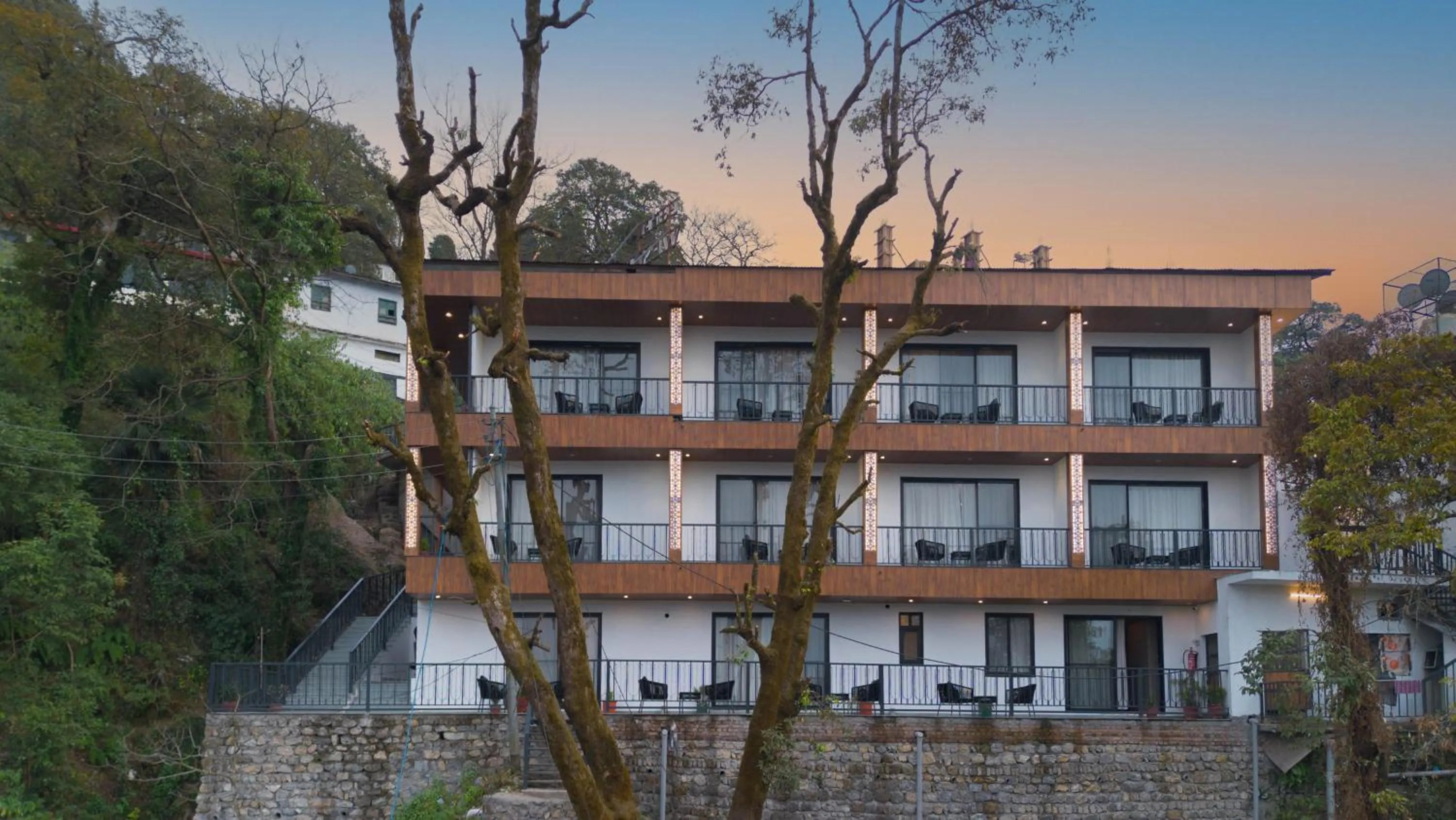 Property building in Perfectstayz Premium Westend at Mall Road