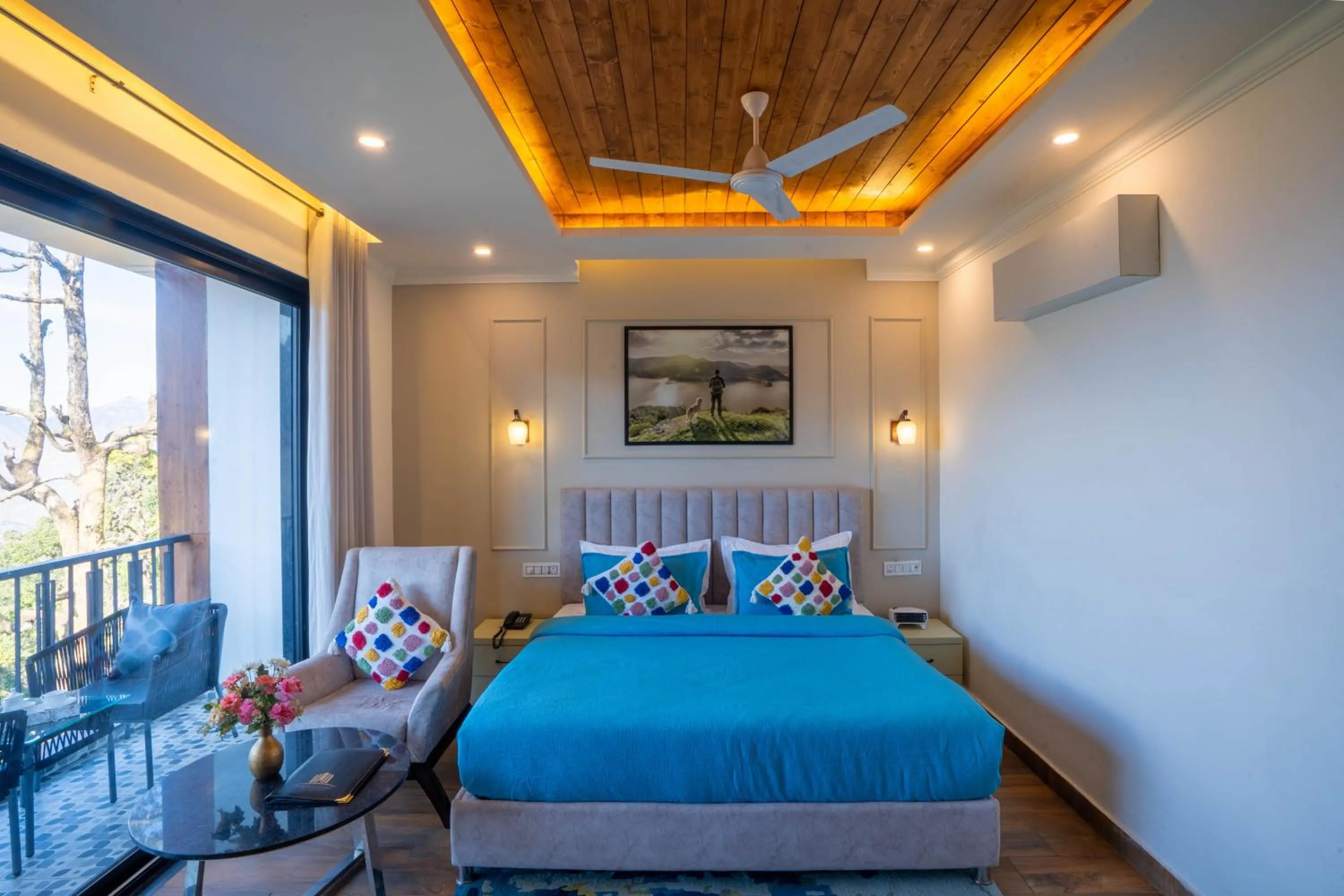 Bed in Perfectstayz Premium Westend at Mall Road