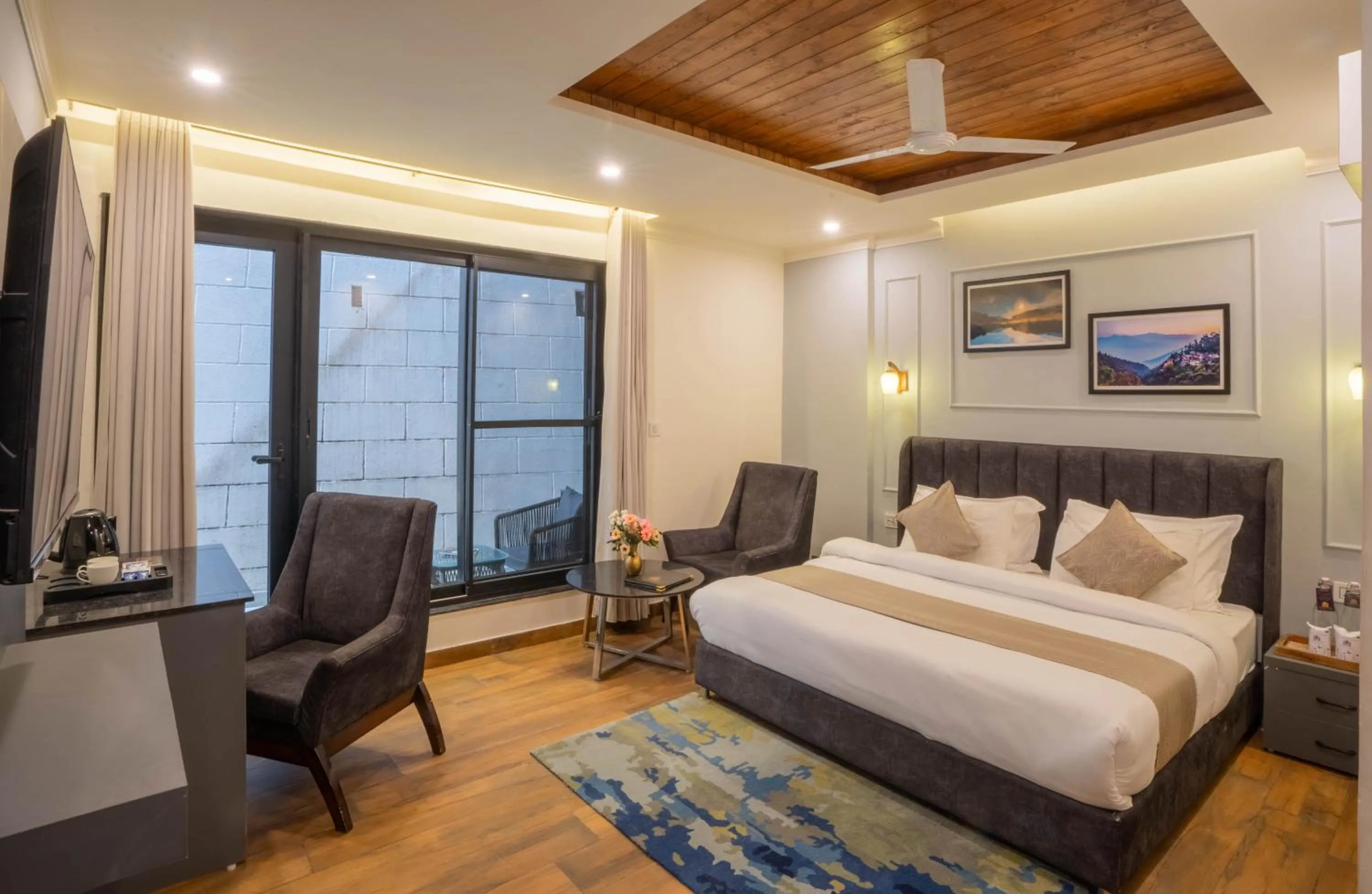 Bed in Perfectstayz Premium Westend at Mall Road