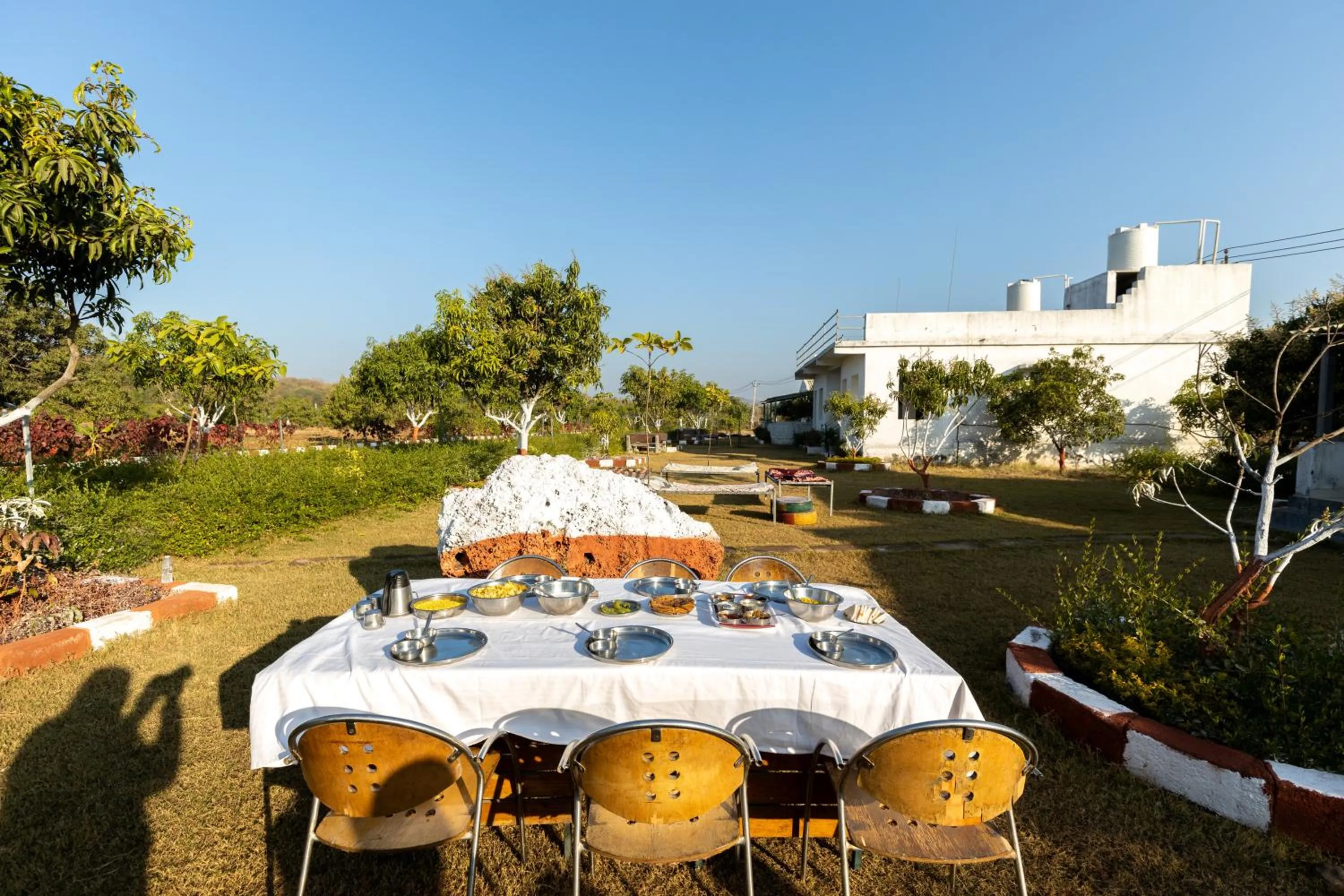 Dining area in AamraKunj Gir Resort