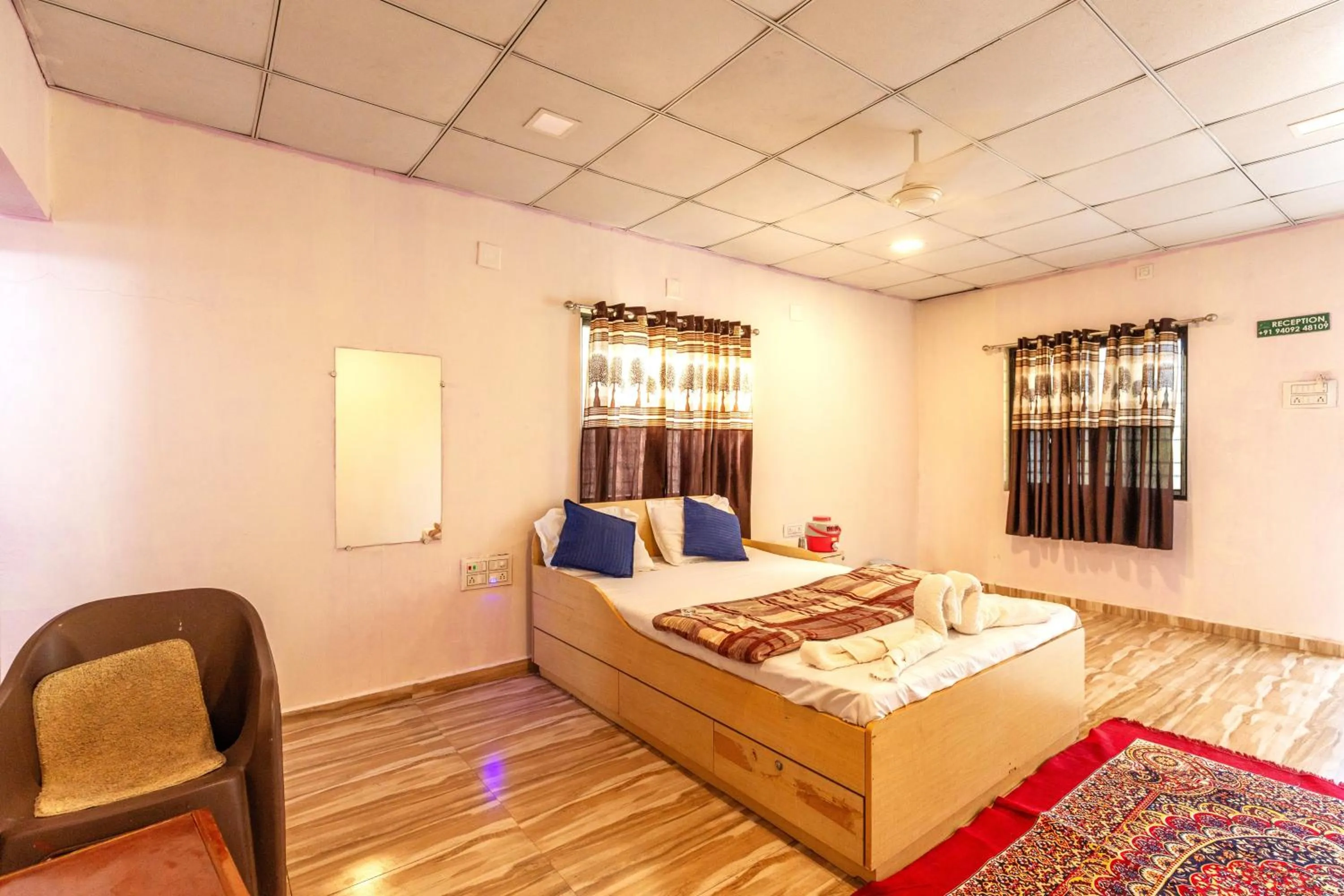 View (from property/room), Bed in AamraKunj Gir Resort