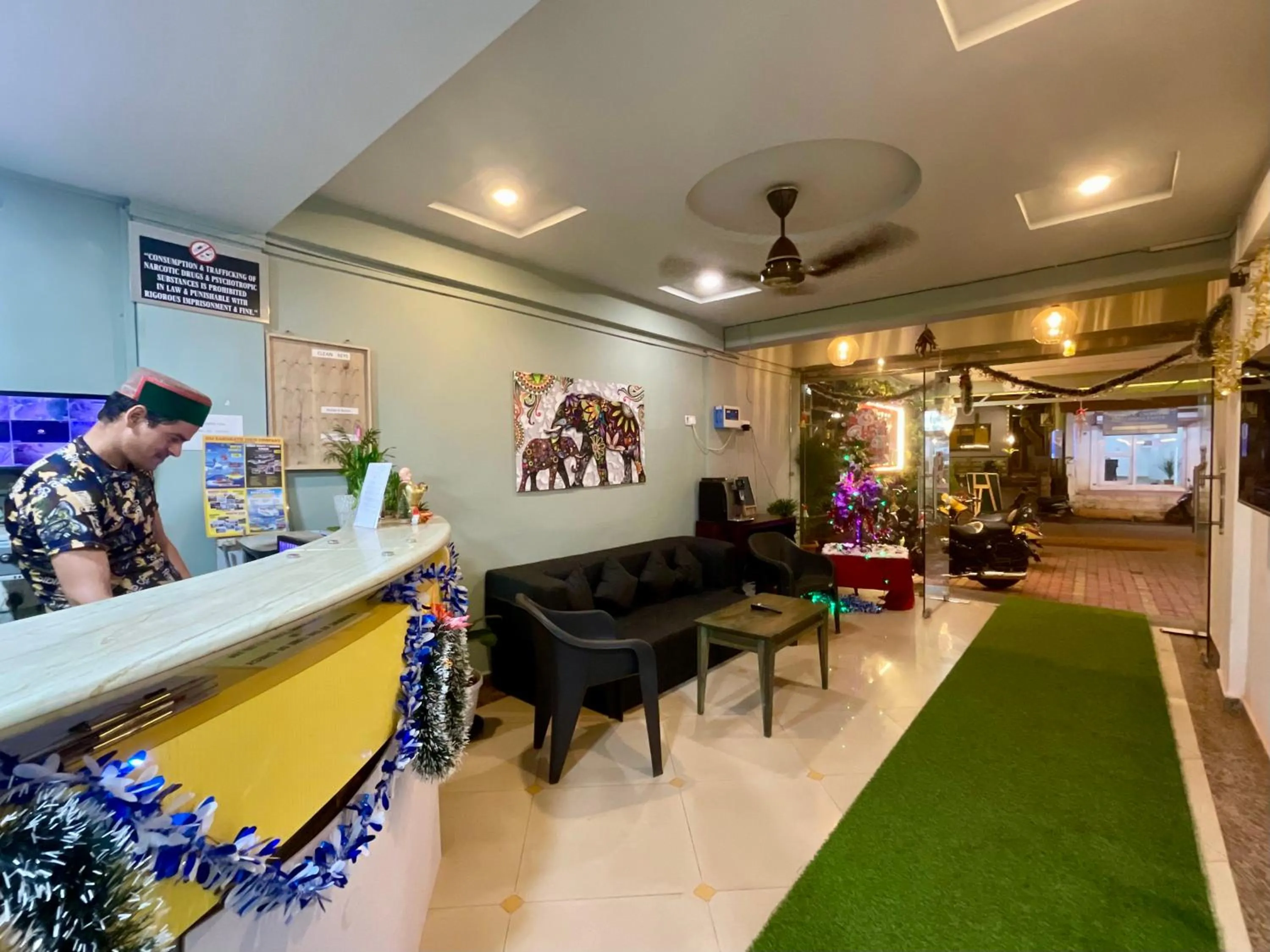 People in Nagas Hotel Satyavati Morjim