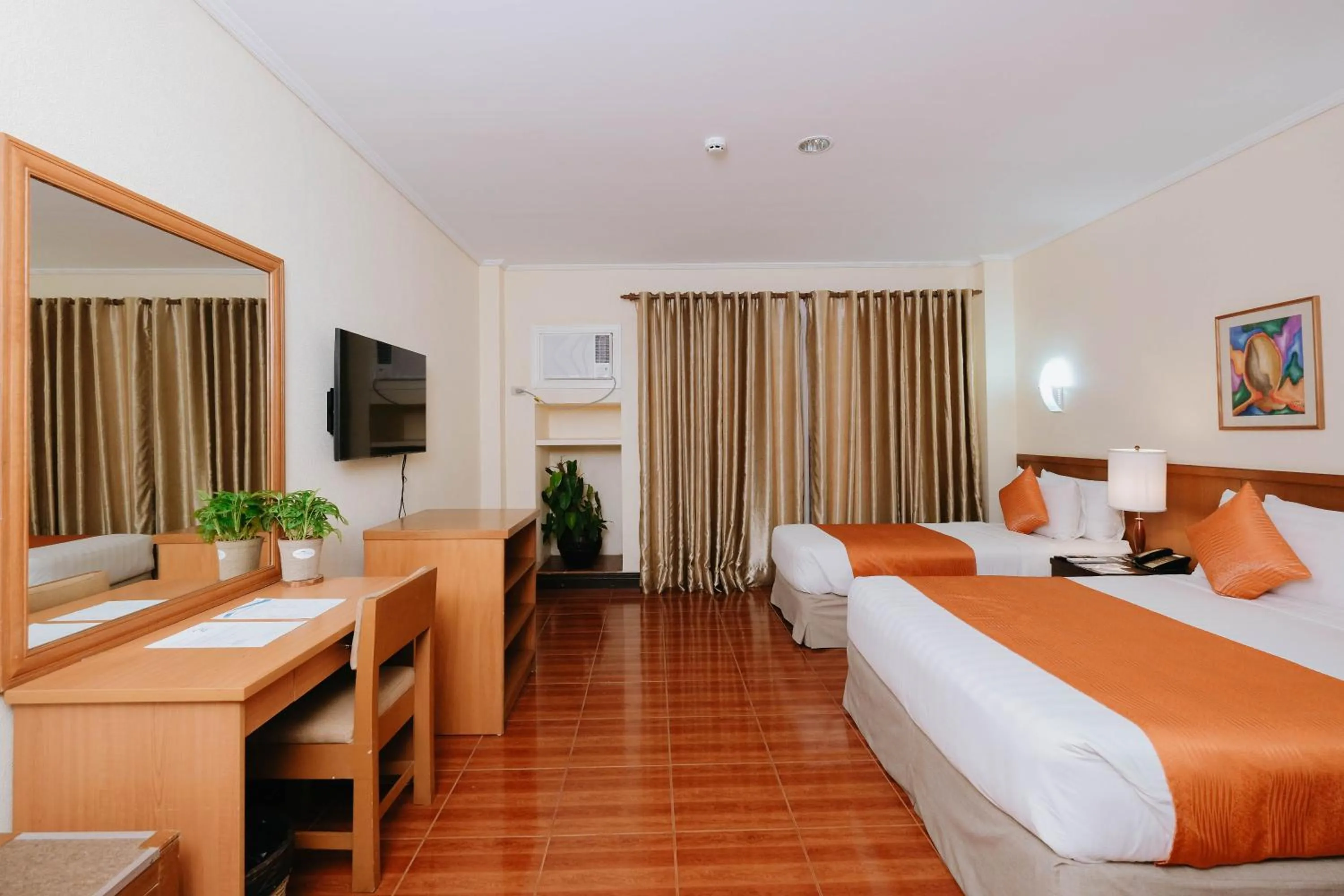 Bed in The Suites At Mount Malarayat