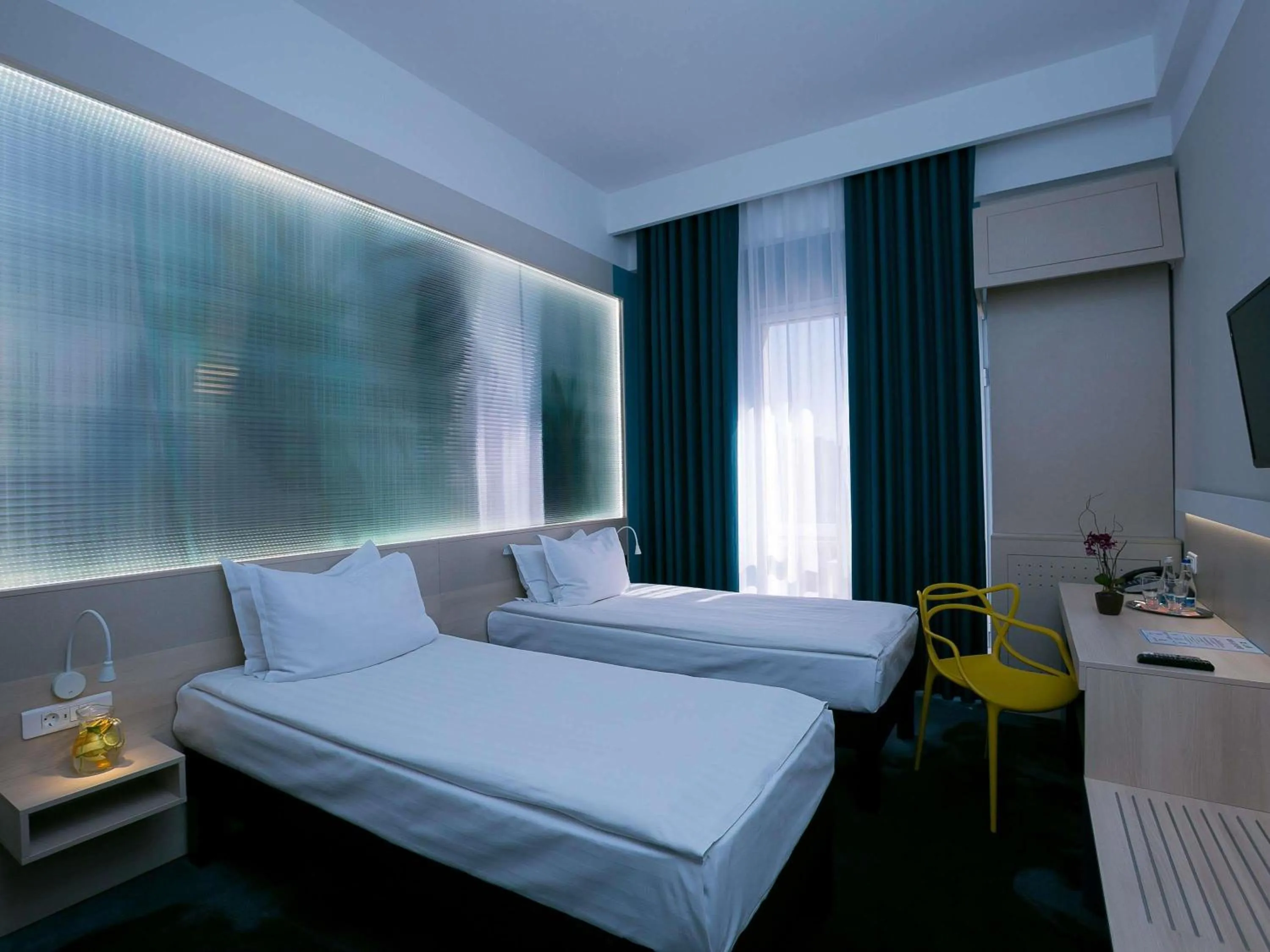 Bedroom, Bed in ibis Styles Dunarea Galati