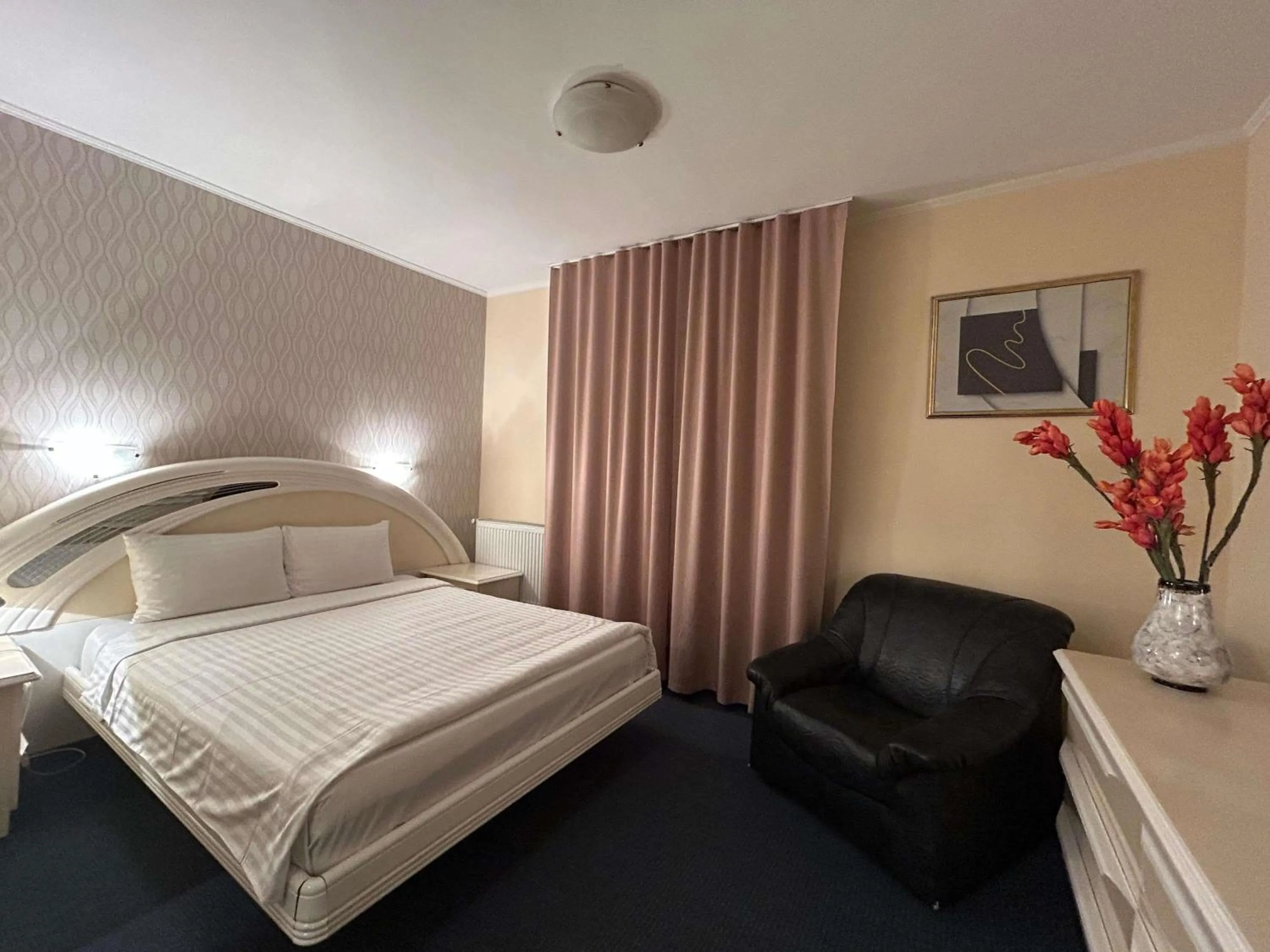 Bedroom, Bed in ibis Styles Dunarea Galati