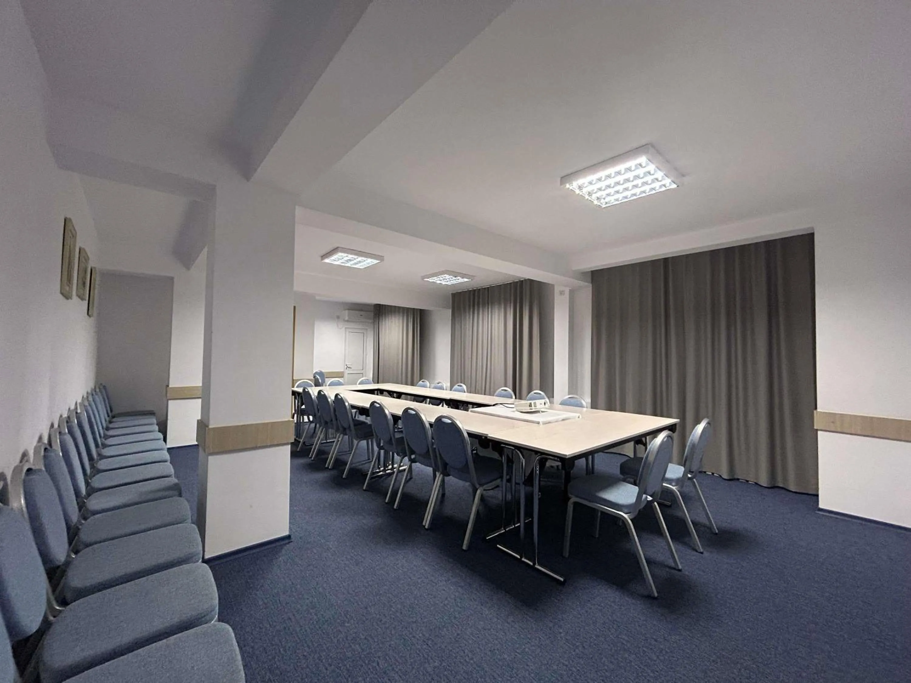 Meeting/conference room in ibis Styles Dunarea Galati