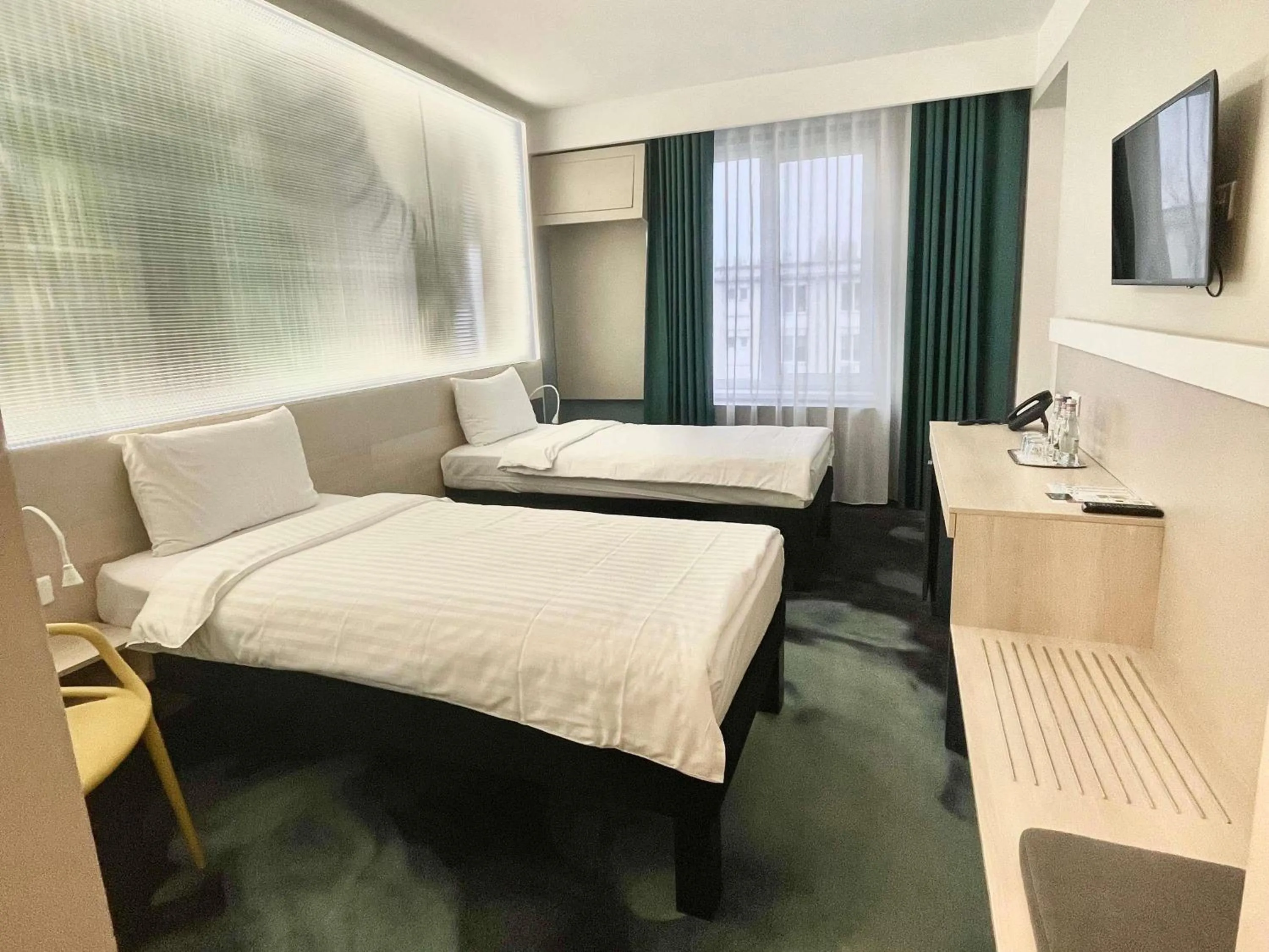 Bedroom, Bed in ibis Styles Dunarea Galati