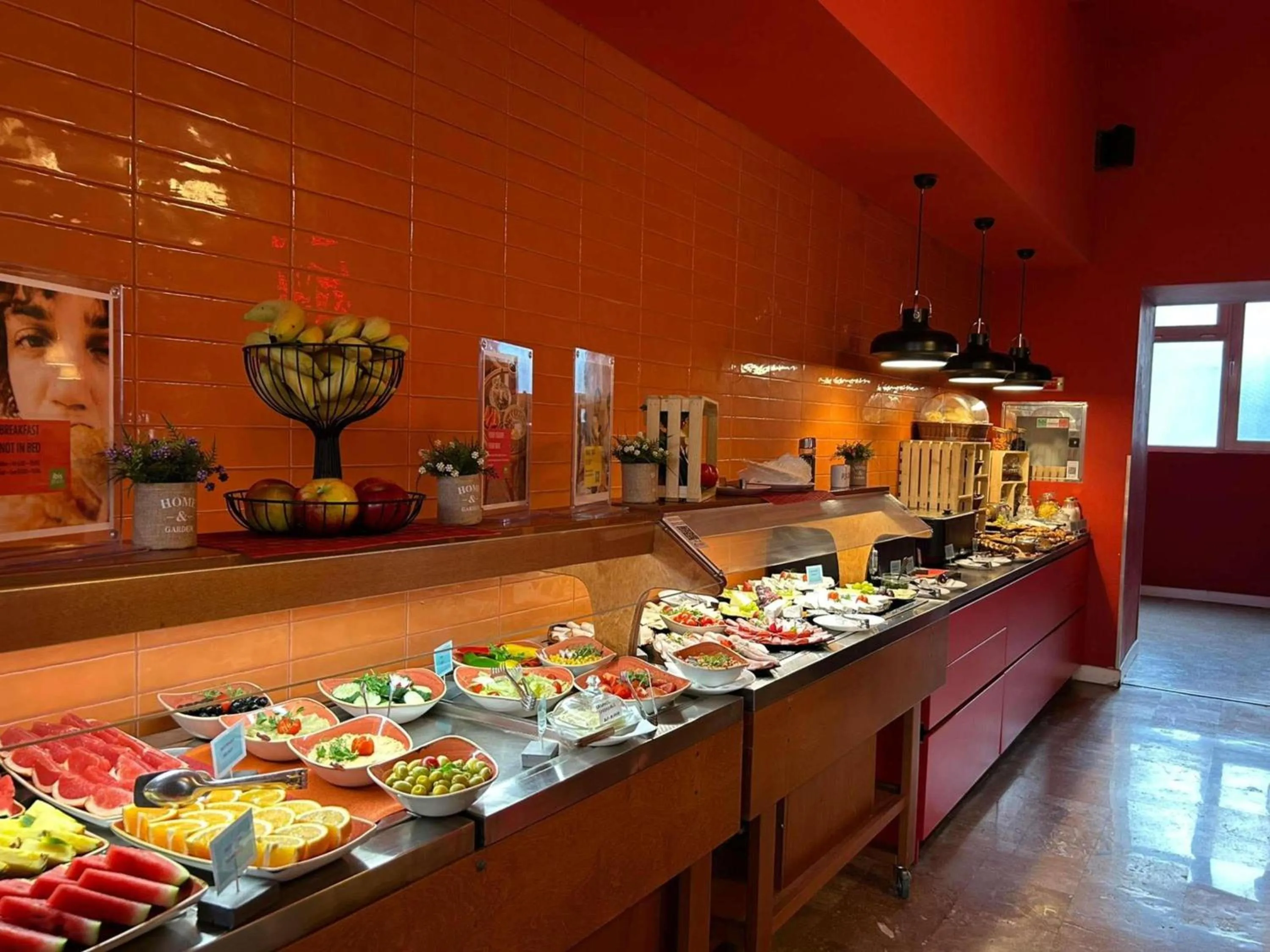 Breakfast in ibis Styles Dunarea Galati