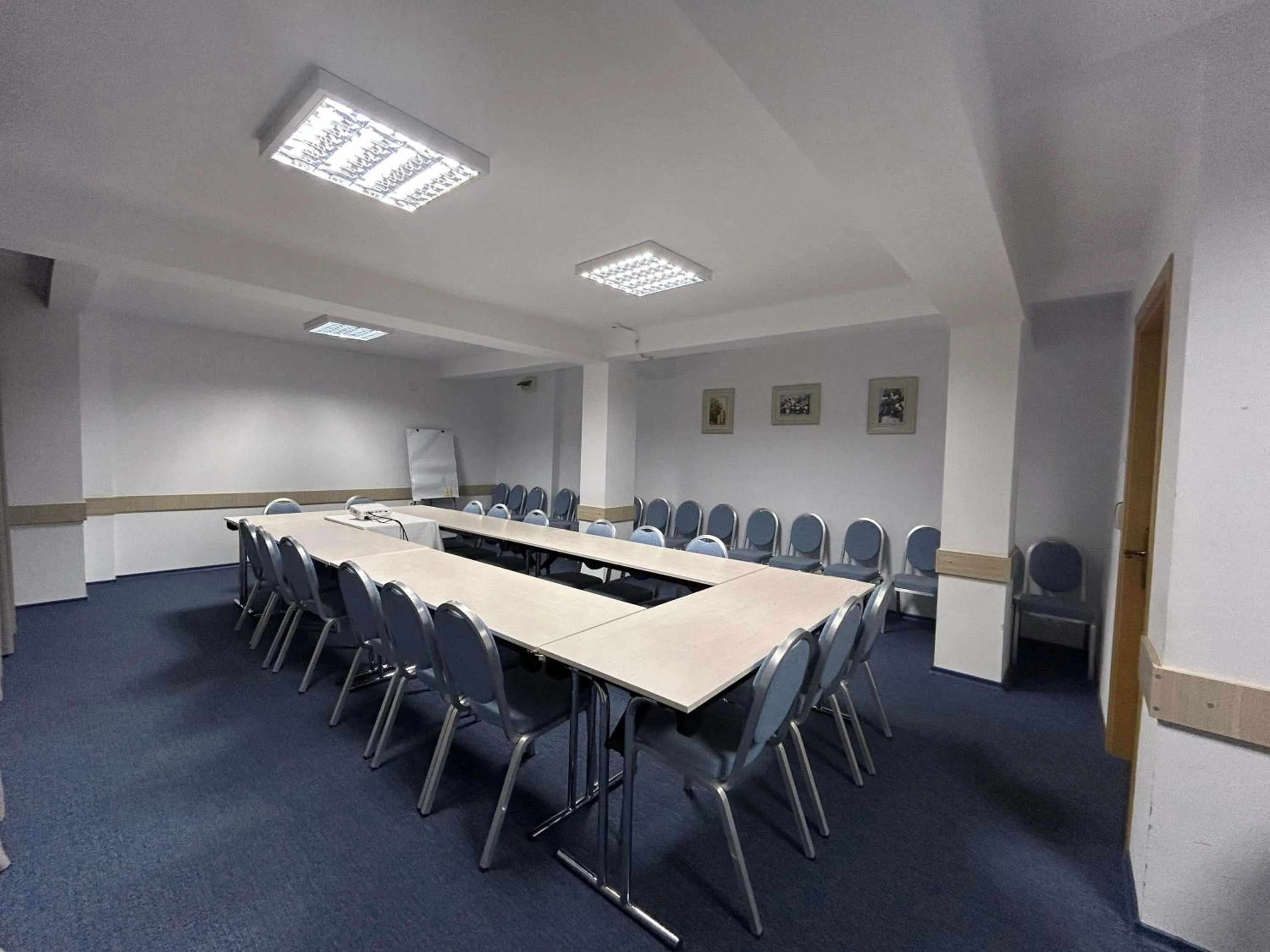Meeting/conference room in ibis Styles Dunarea Galati