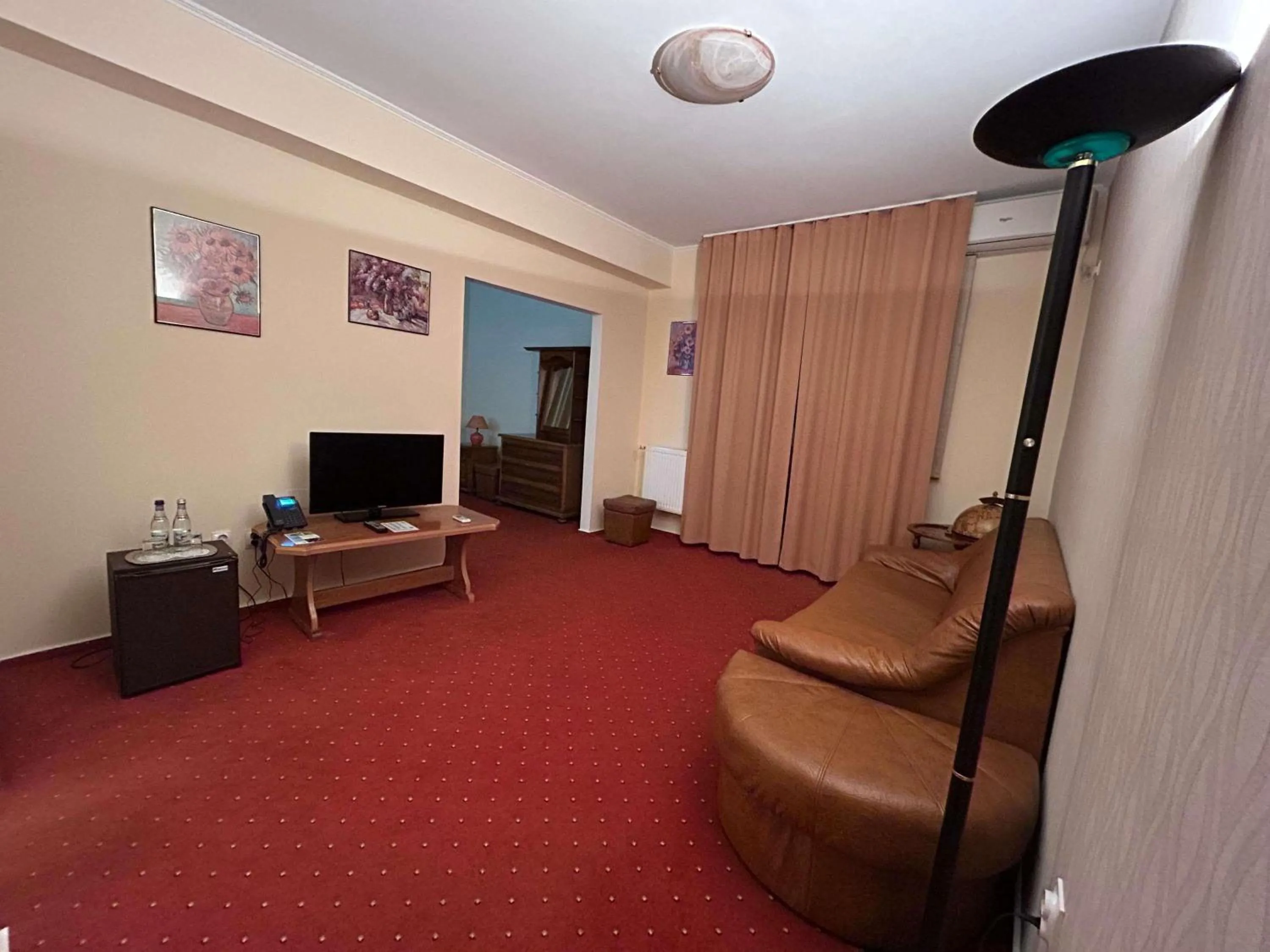 Bedroom in ibis Styles Dunarea Galati