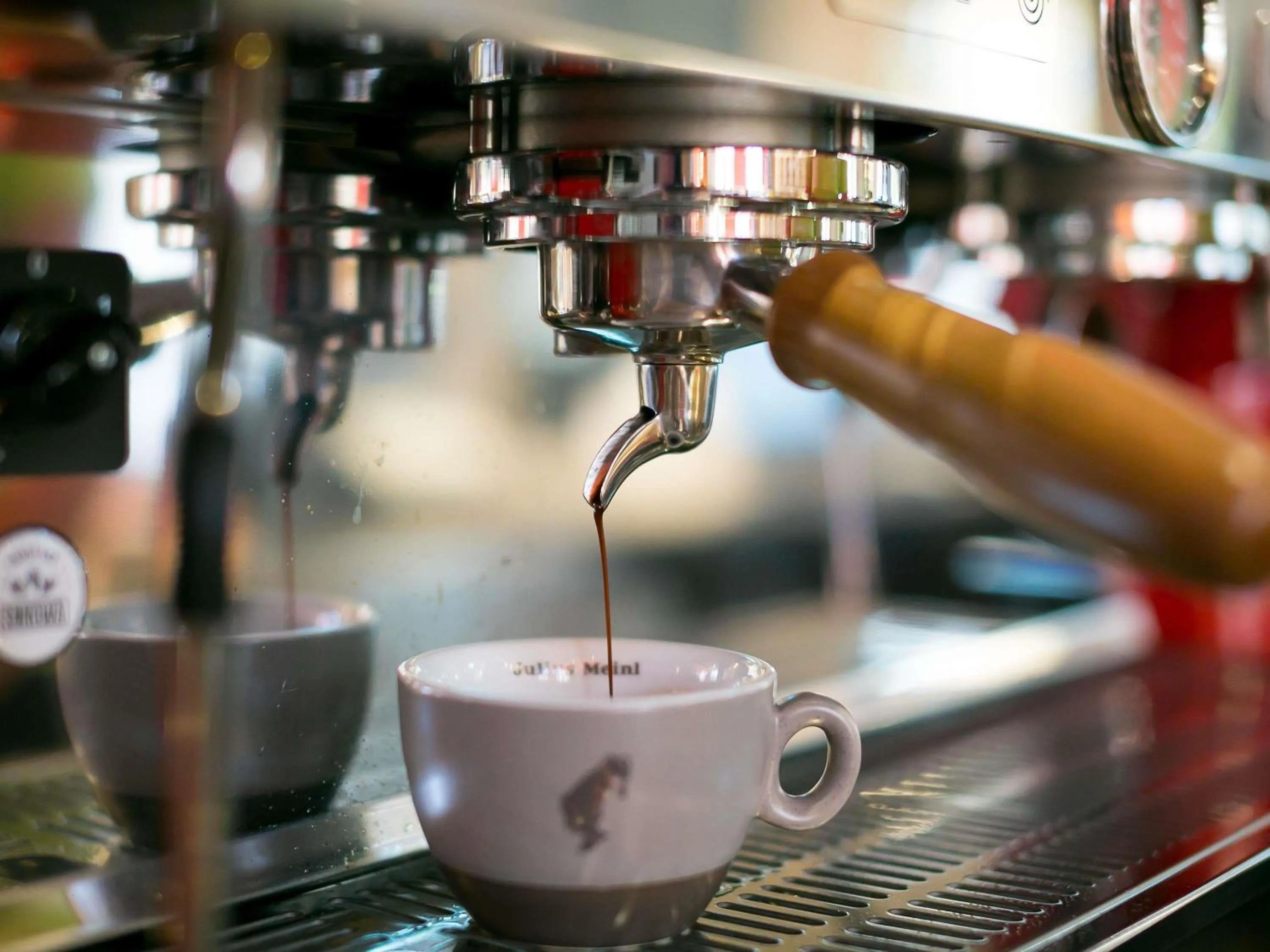 Lounge or bar in ibis Styles Dunarea Galati