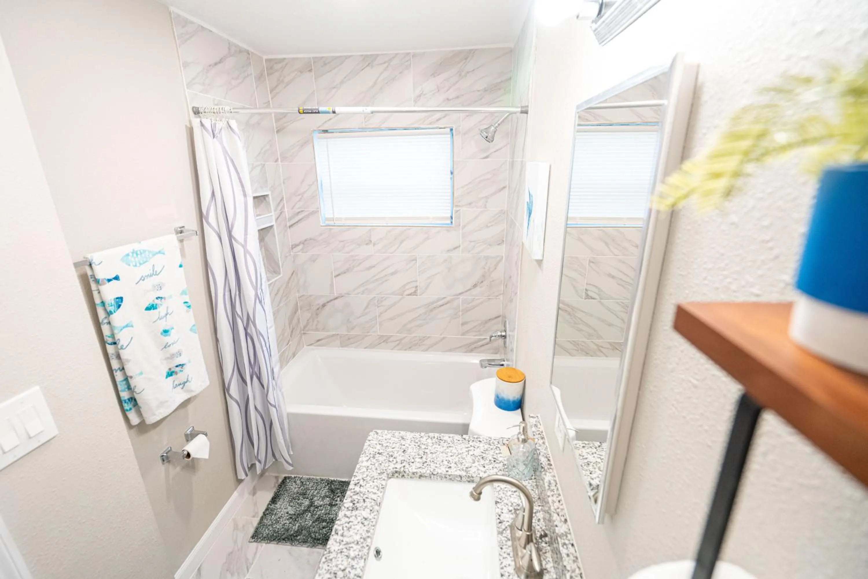 UNIVERSITY SERENITY SUITES