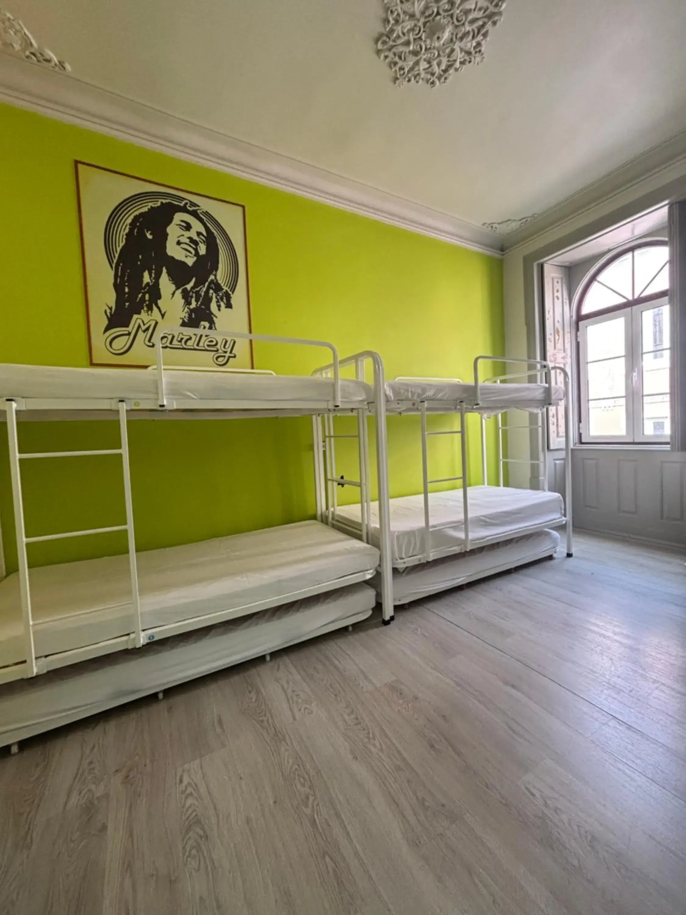 Economy Quadruple Room with Shared Bathroom in Meeting Hostel Economy Quadruple Room with Shared Bathroom in Meeting Hostel