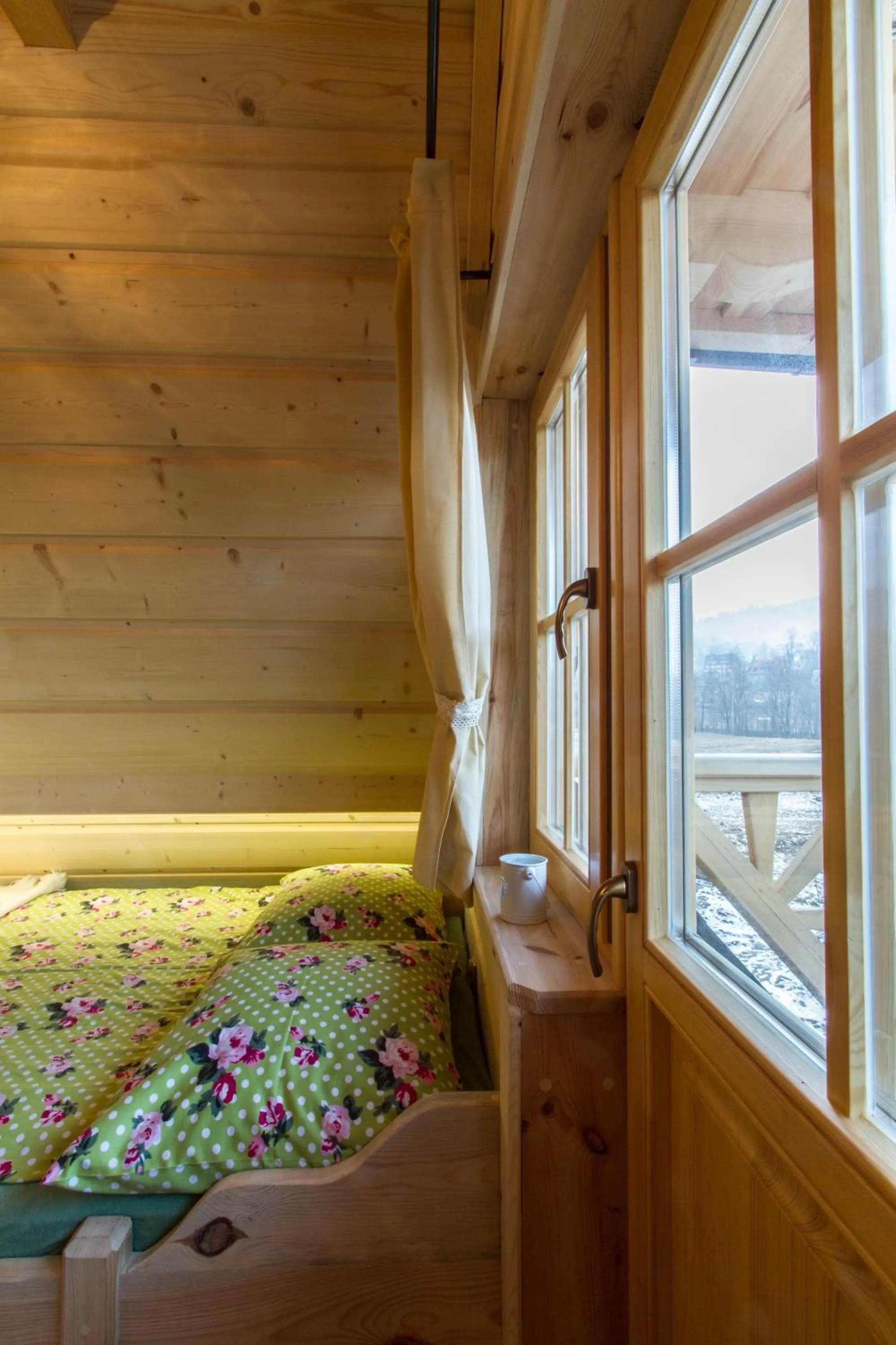 Bed in Domki drewniane Szarotka Górska