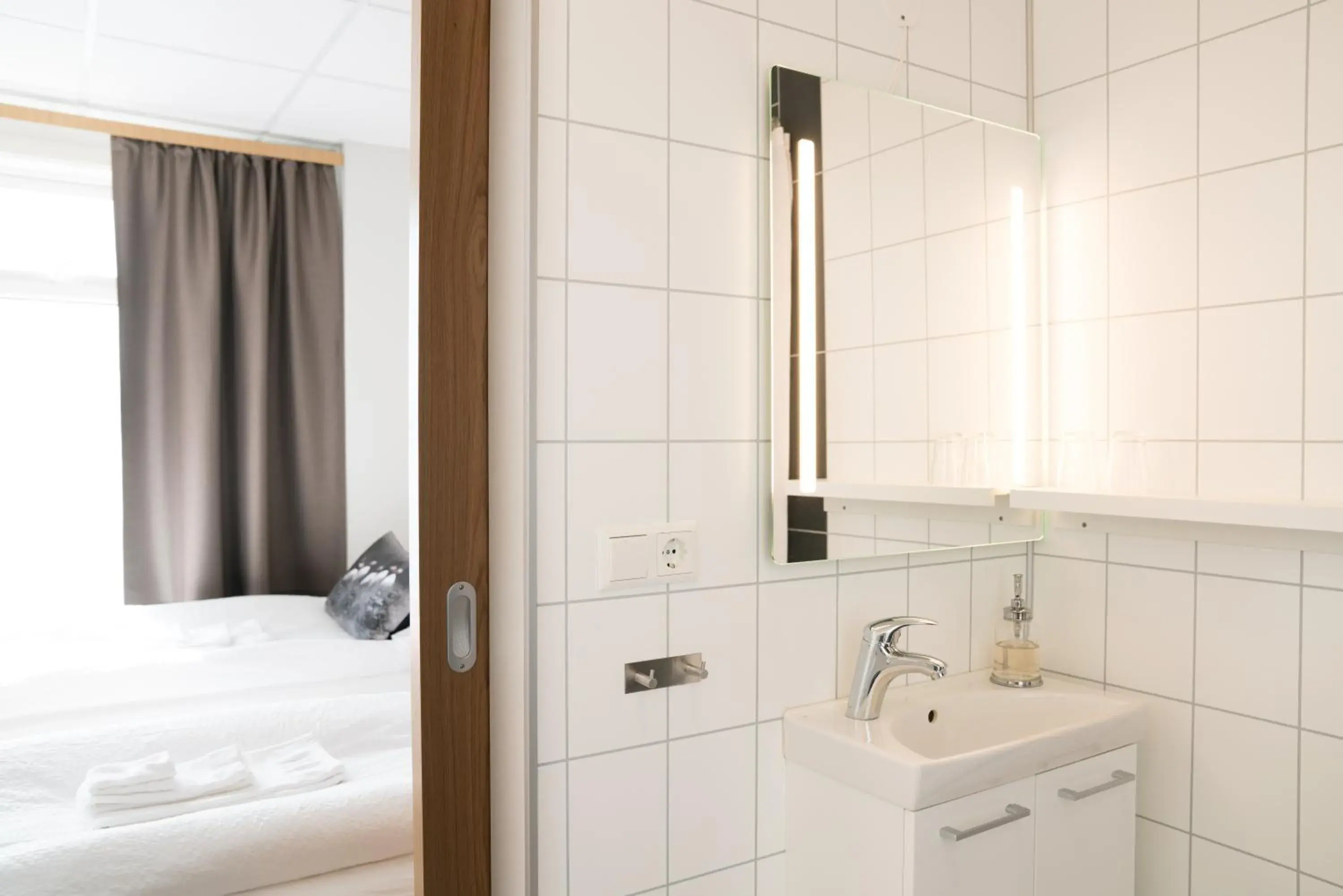 Superior Twin Room in Hotel West Superior Twin Room in Hotel West